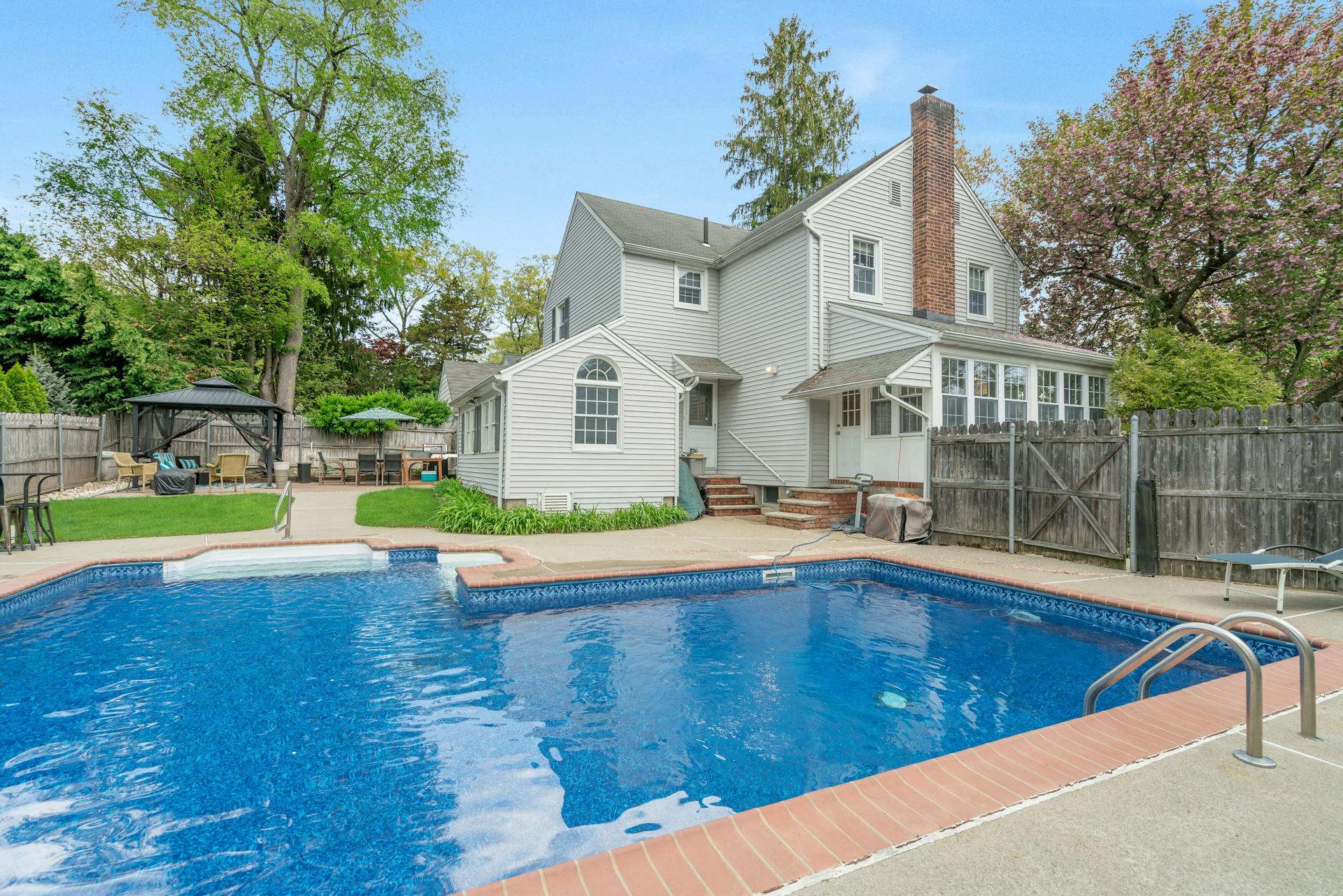 14 Taillon Terrace