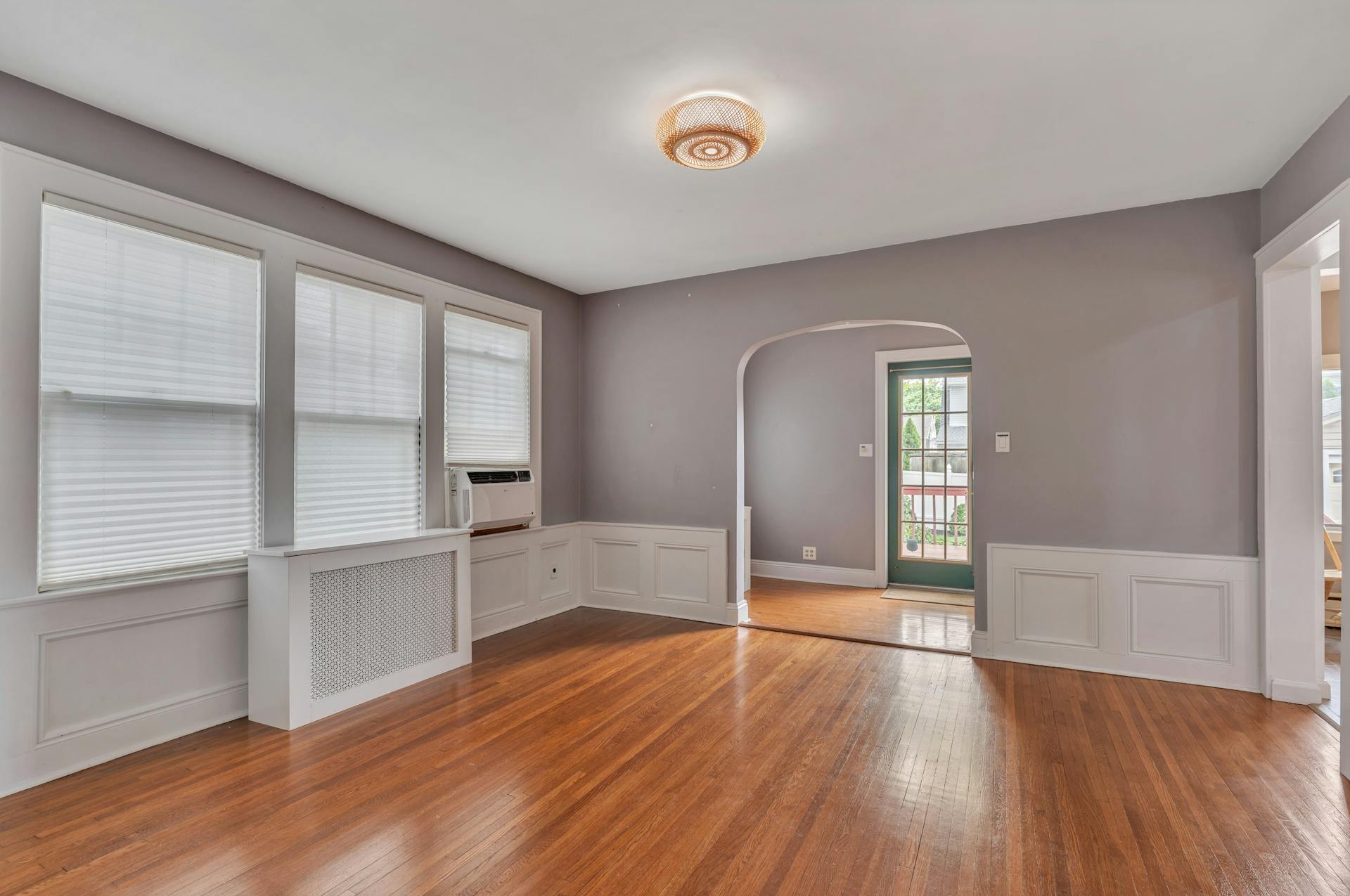 95 Davis Avenue 