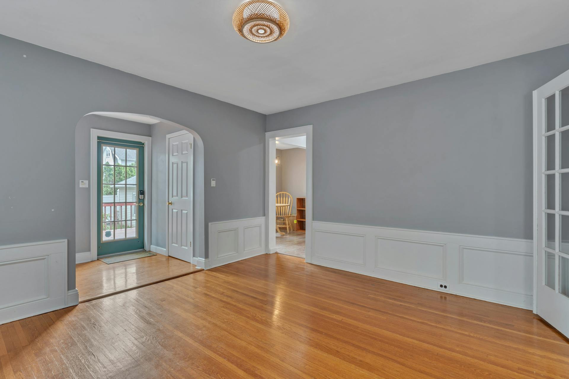 95 Davis Avenue 