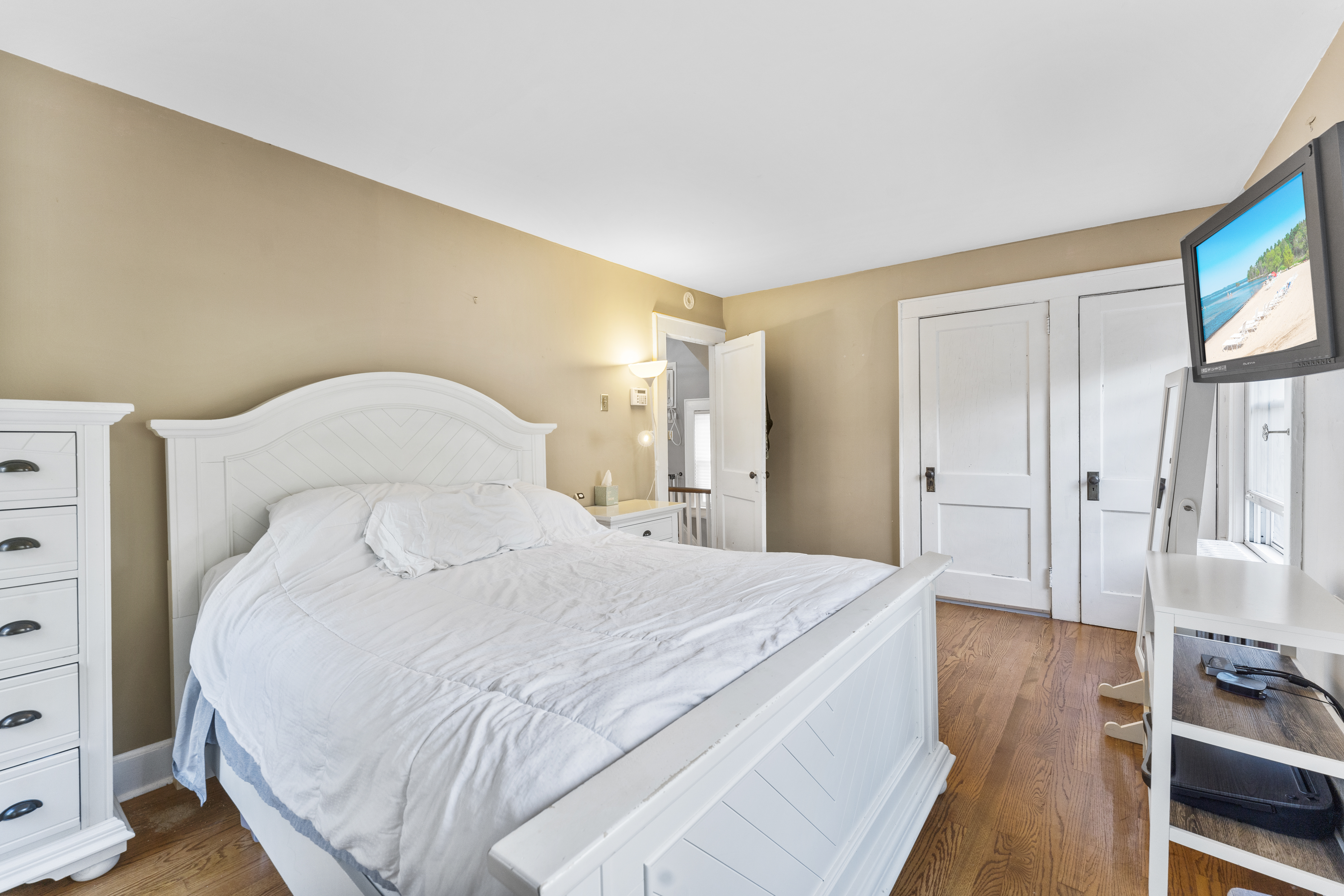 95 Davis Avenue 