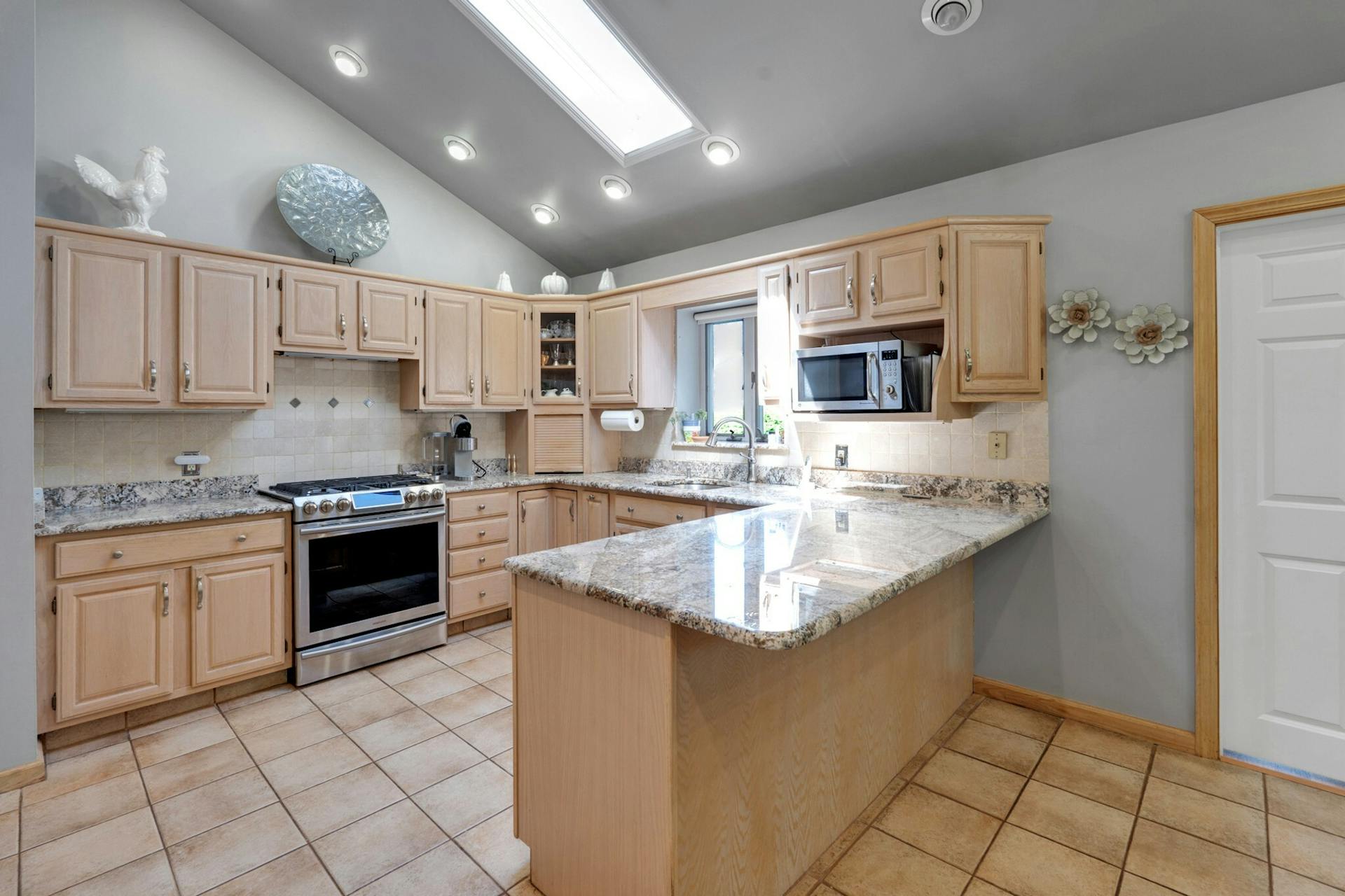 128 Weinmanns Boulevard