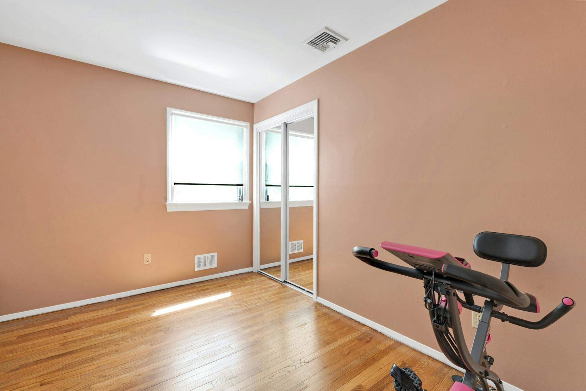 128 Weinmanns Boulevard