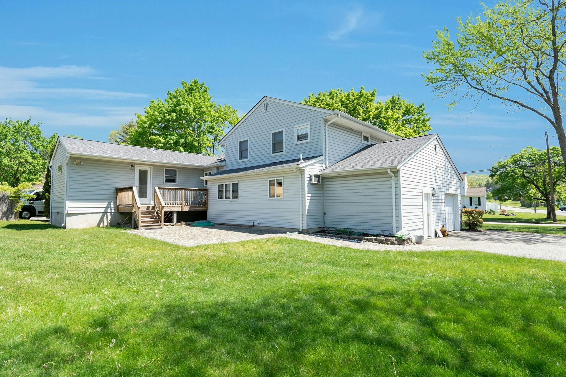 128 Weinmanns Boulevard