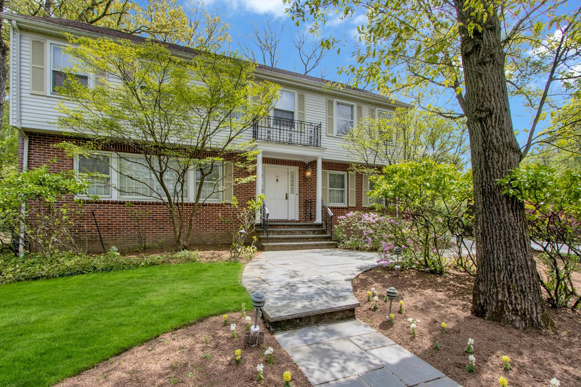 195 Elm Road