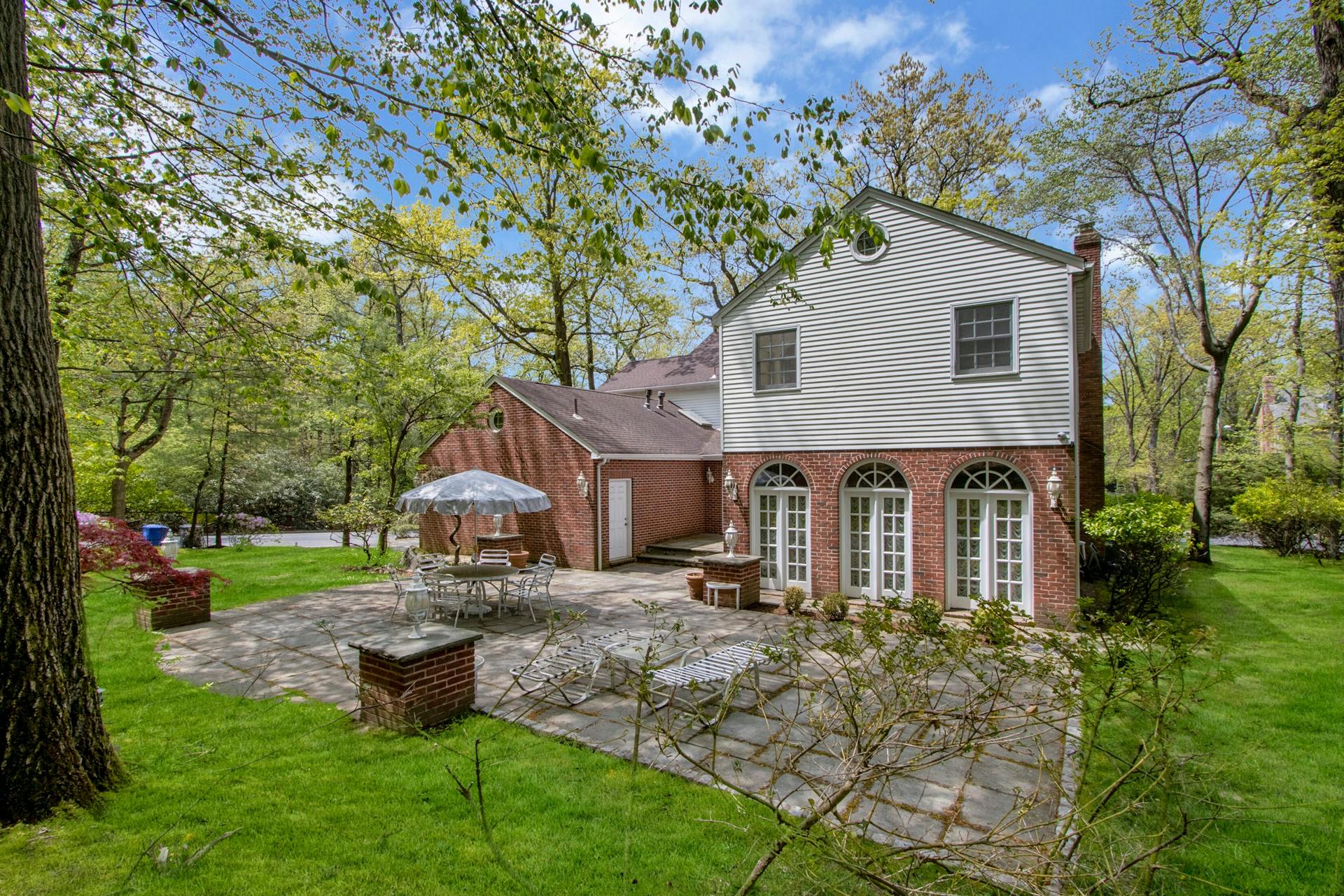 195 Elm Road