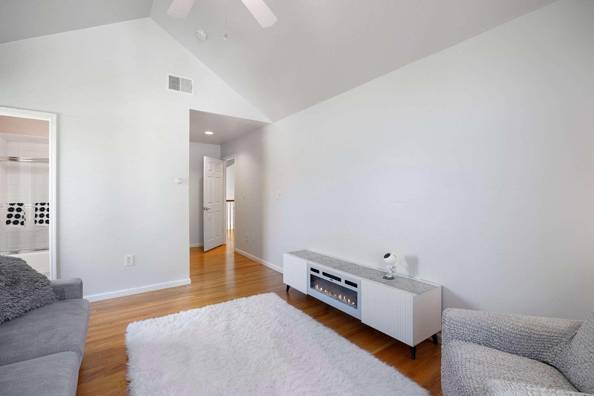 1031 Jassamine Way
