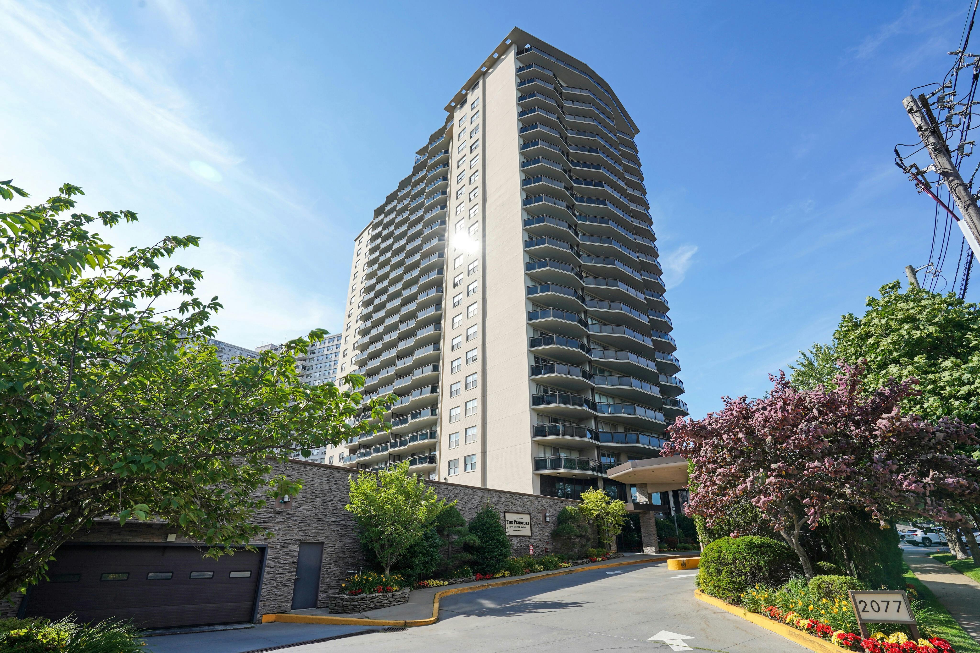 2077 Center Avenue Unit# 7E