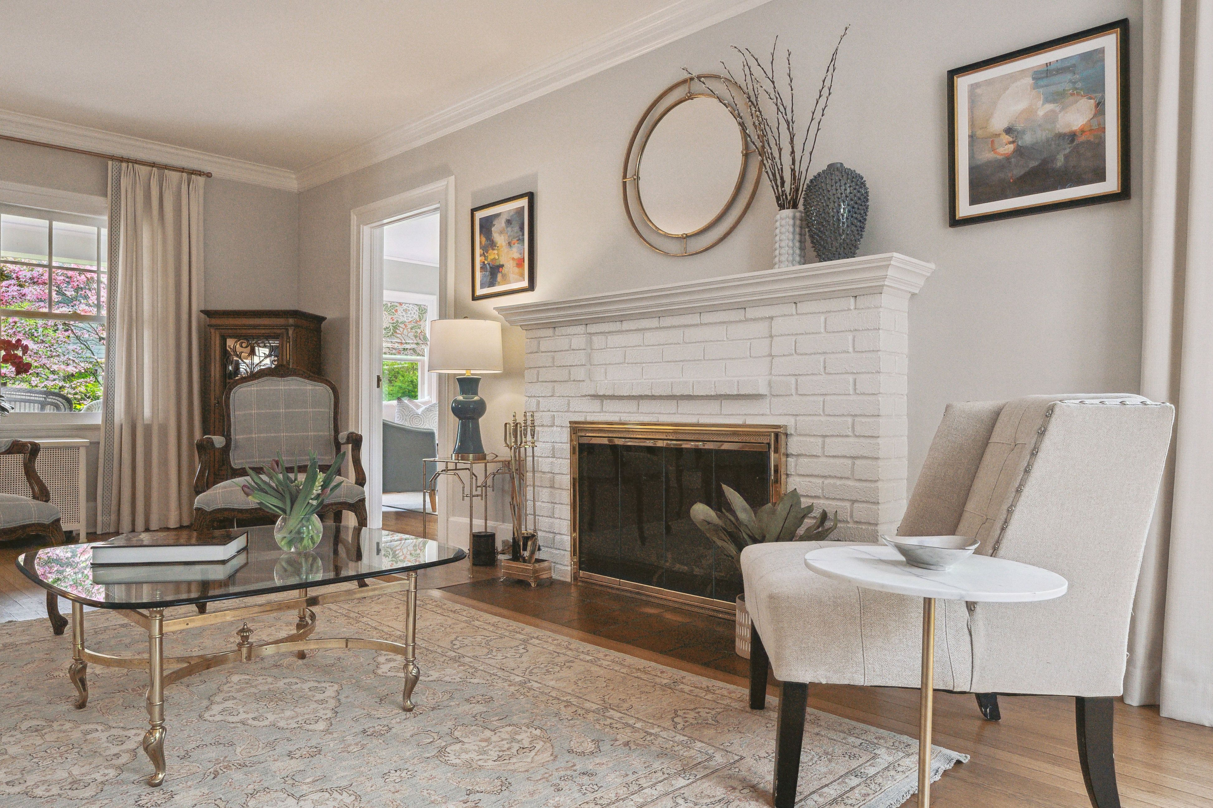 123 Inwood Avenue 
