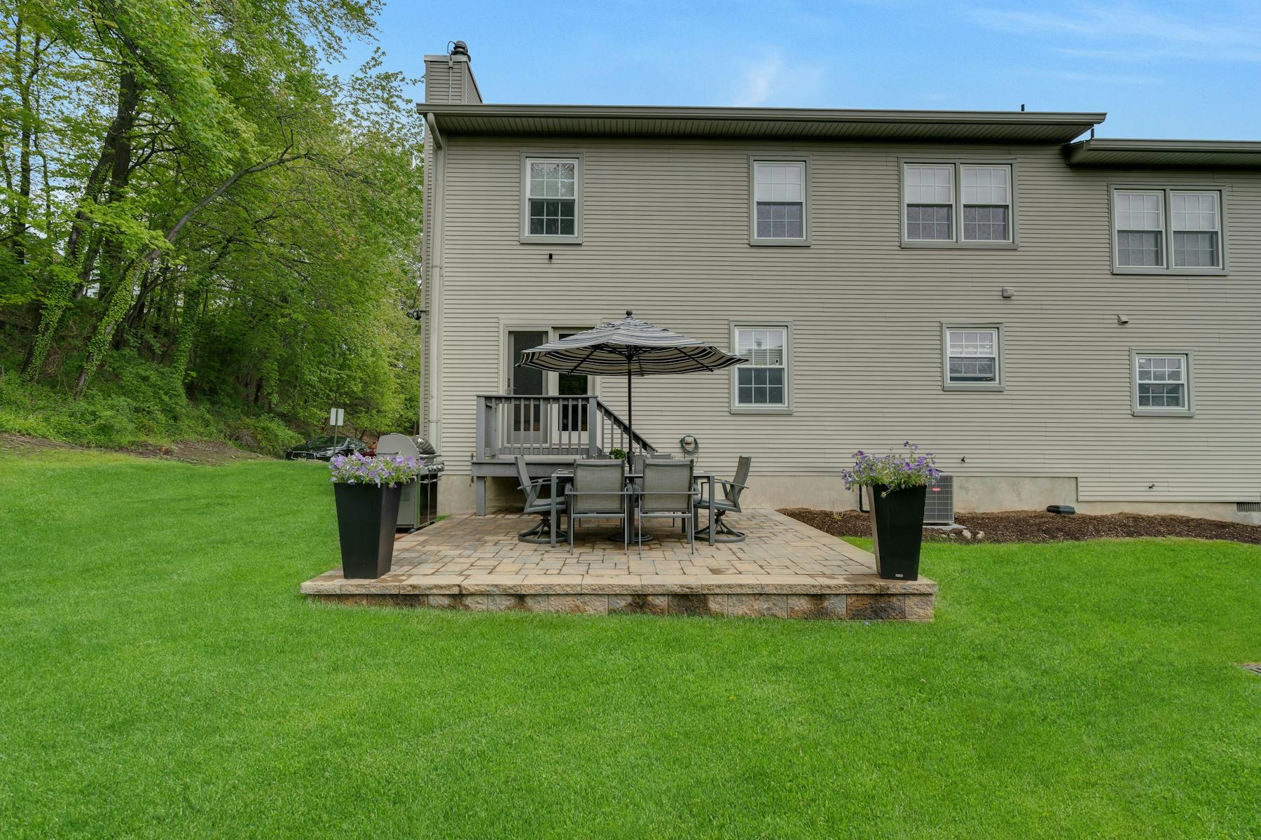 44 Allison Way 