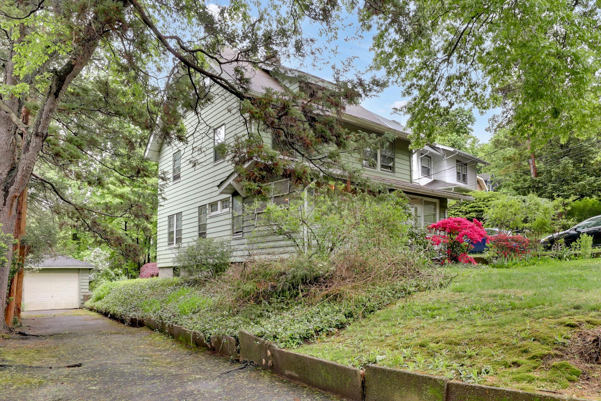 381 Park Avenue