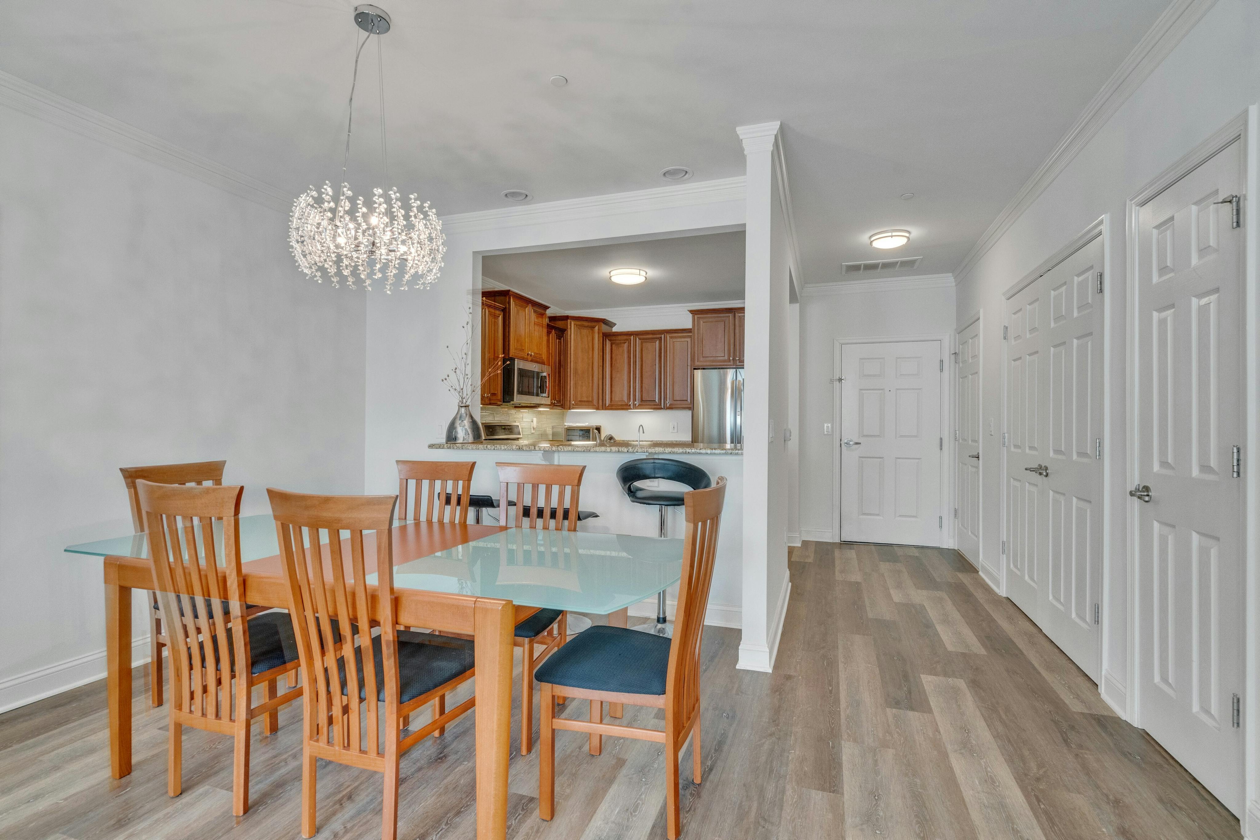 5207 Veterans Drive 