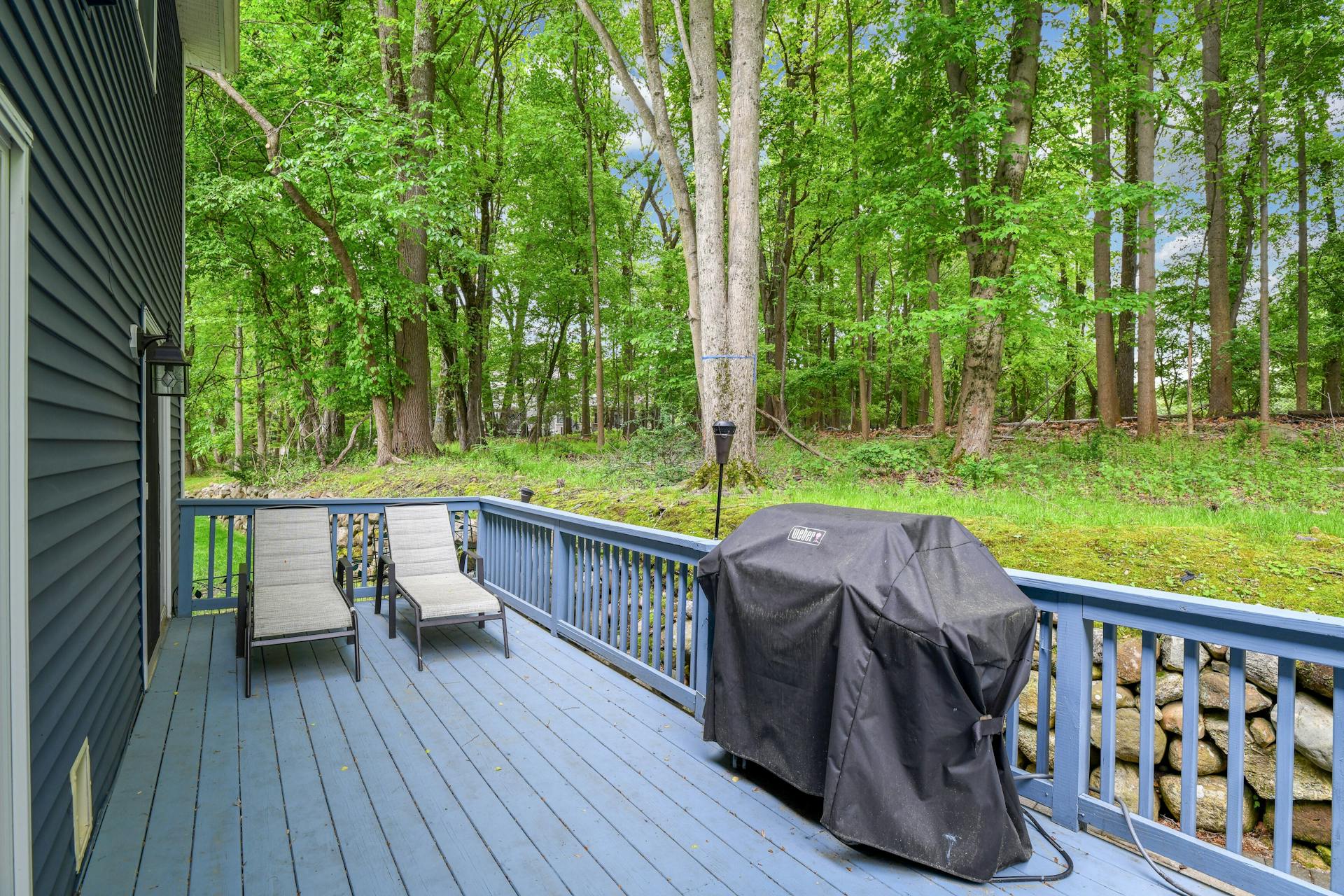 15 Woods Edge Road