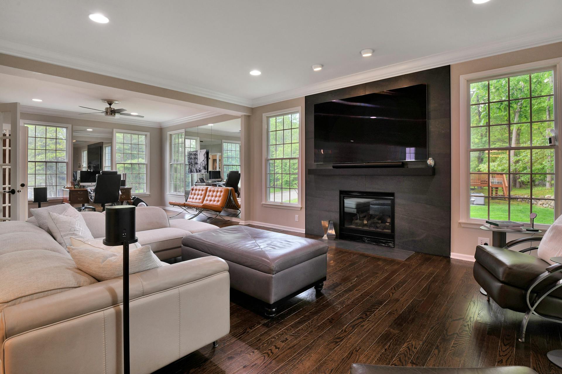 15 Woods Edge Road
