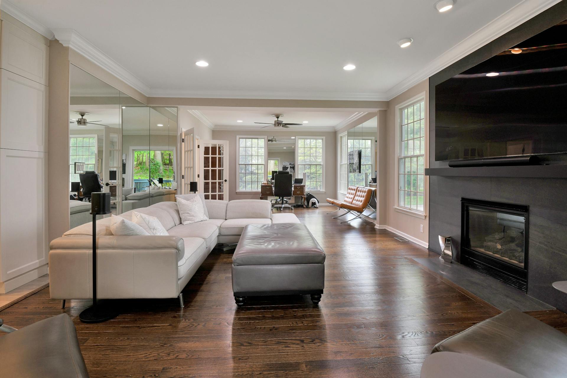 15 Woods Edge Road