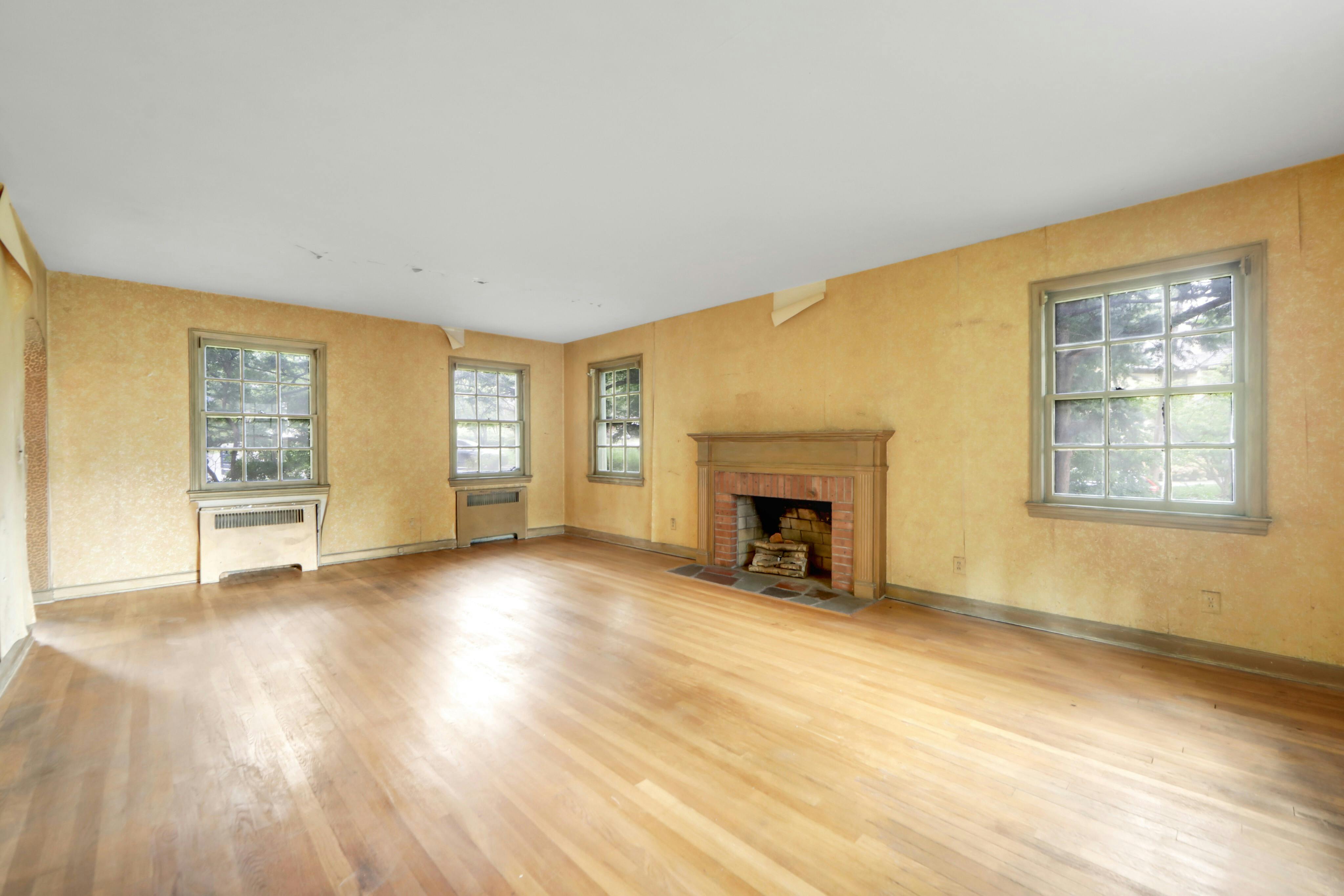 1179 Kensington Road 