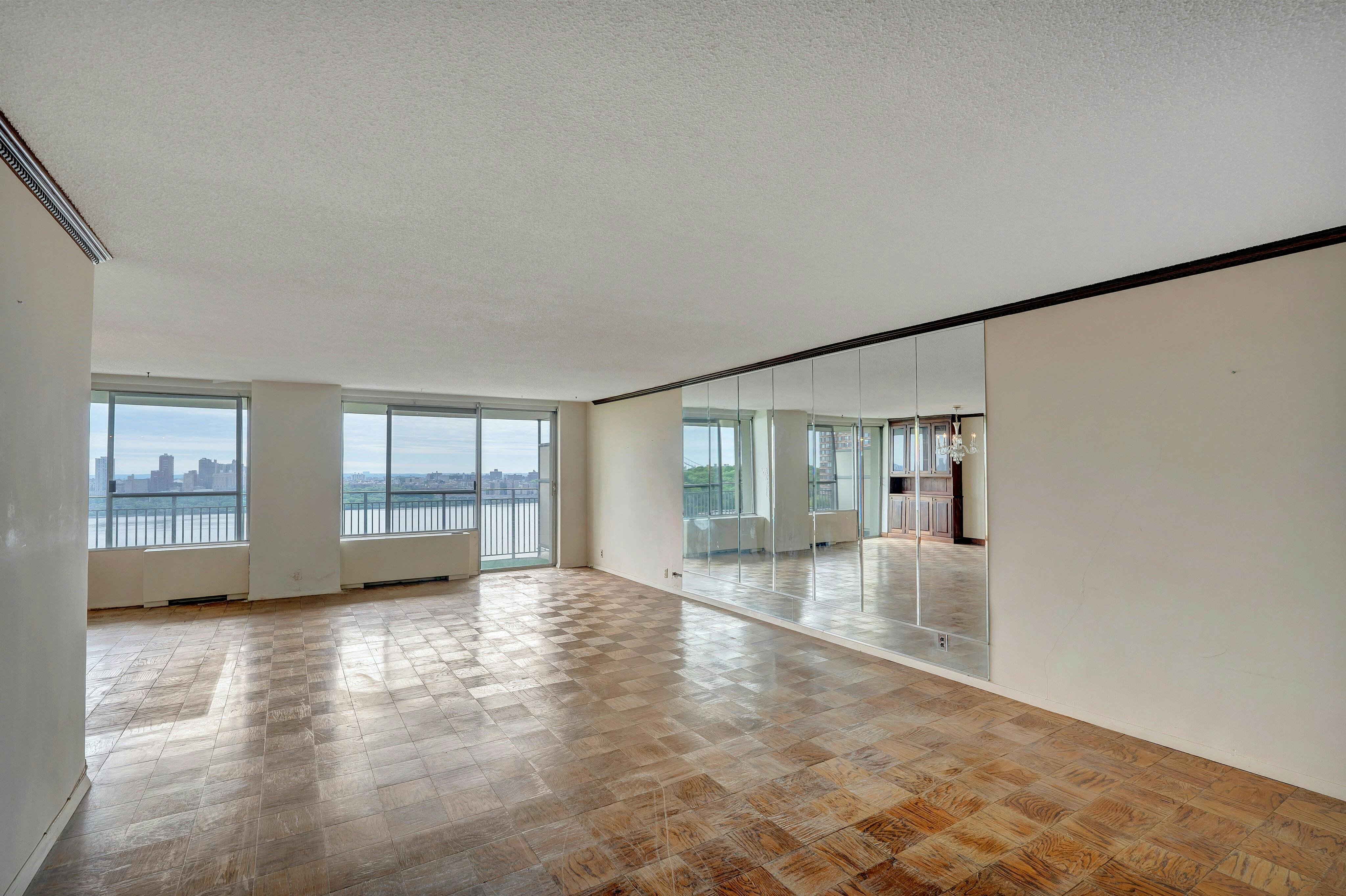 1530 Palisade Avenue Unit# 3R
