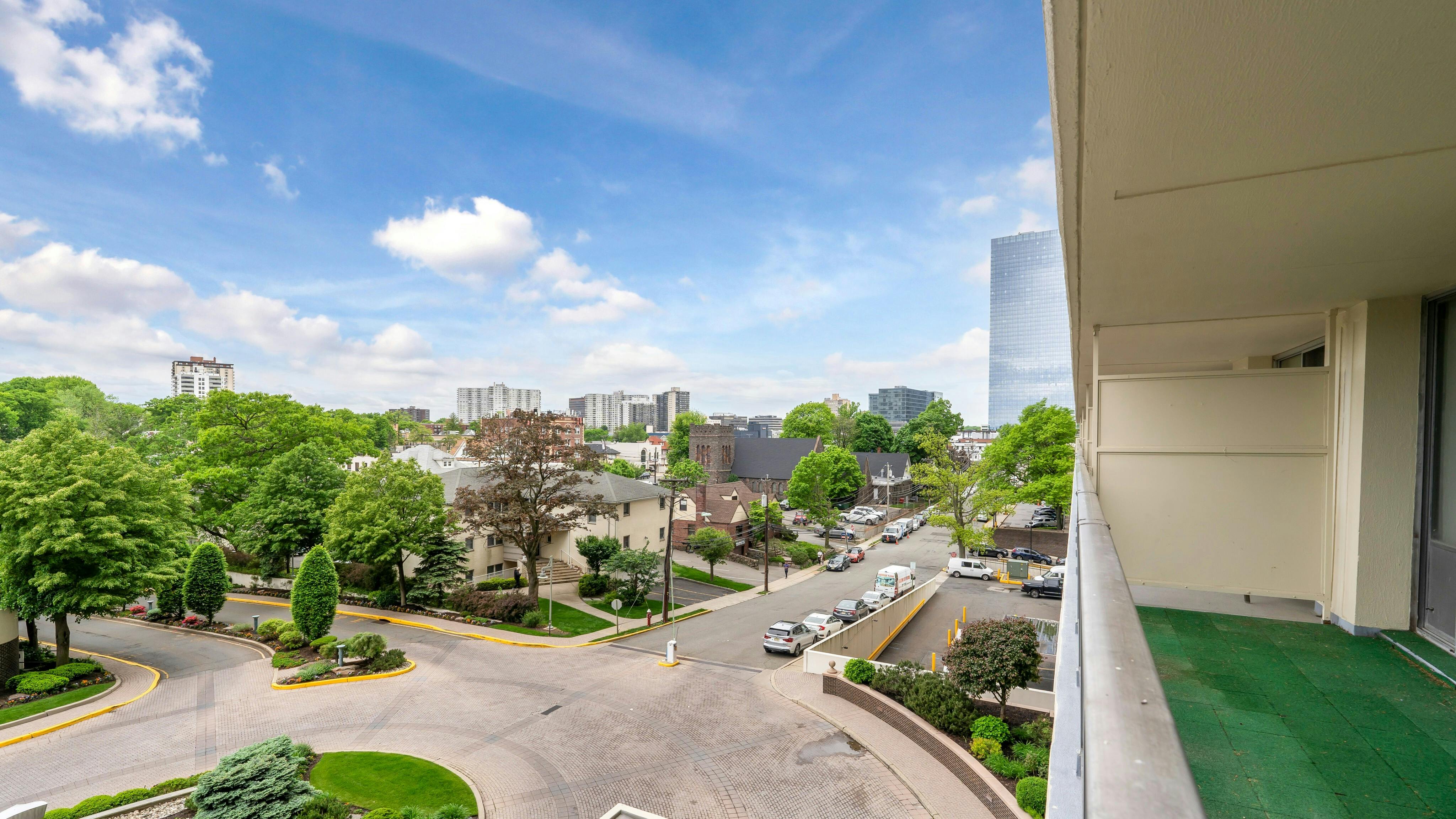 1530 Palisade Avenue Unit# 3R