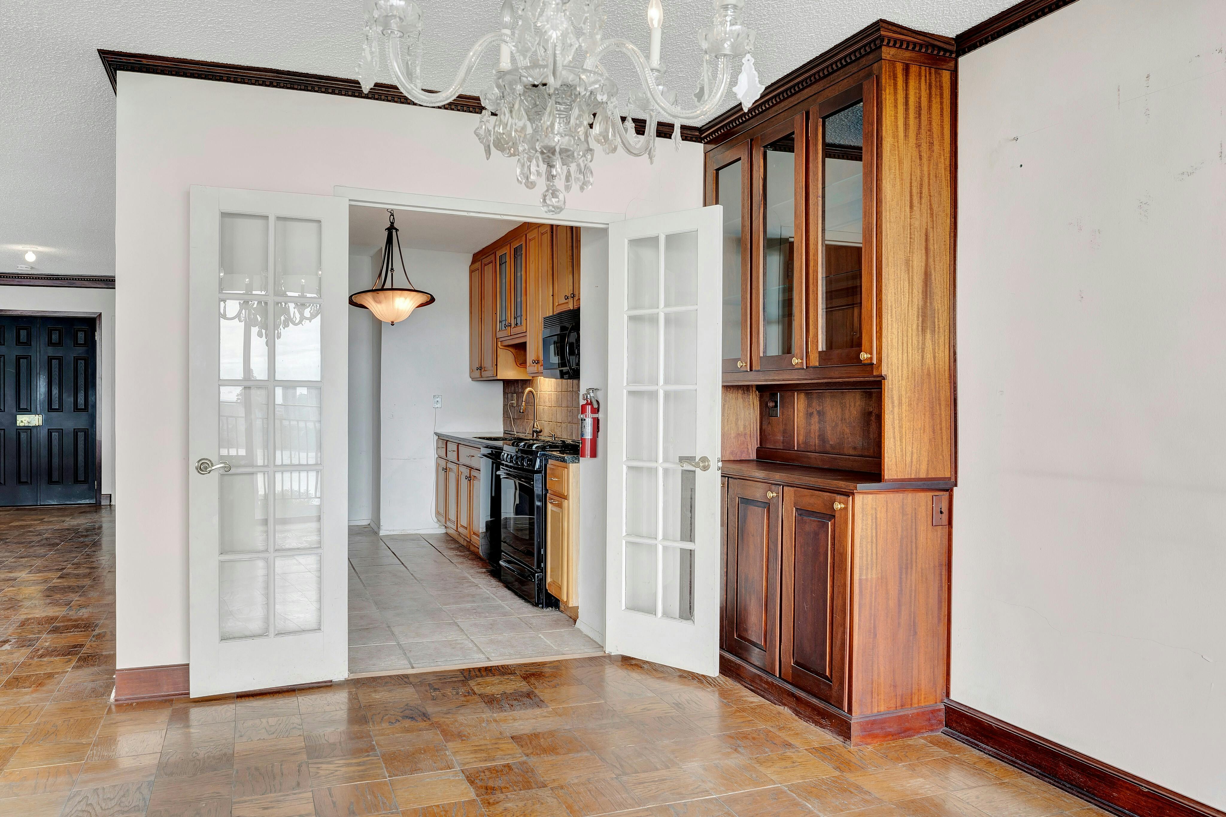 1530 Palisade Avenue Unit# 3R