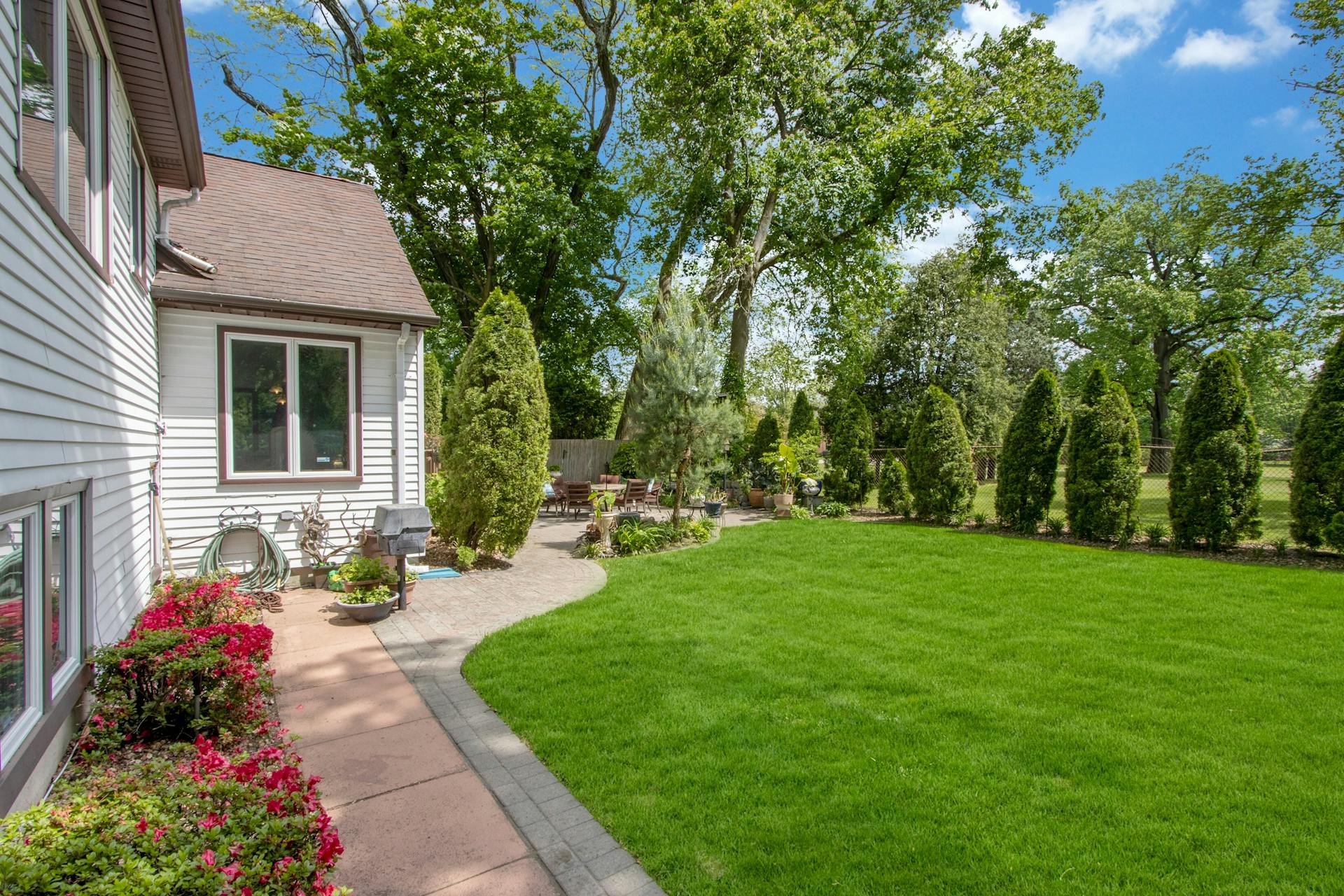 40 Greentree Terrace