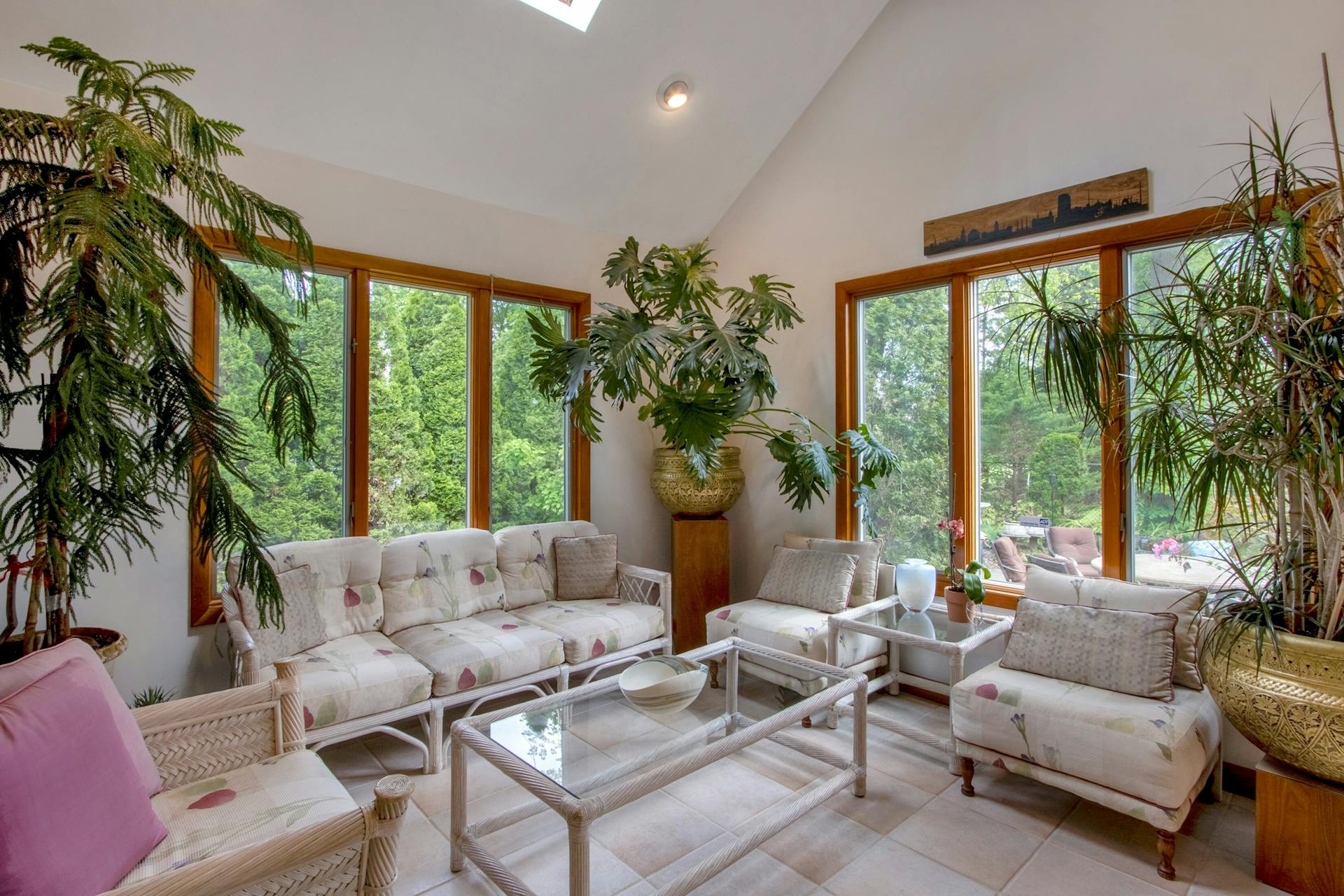 40 Greentree Terrace