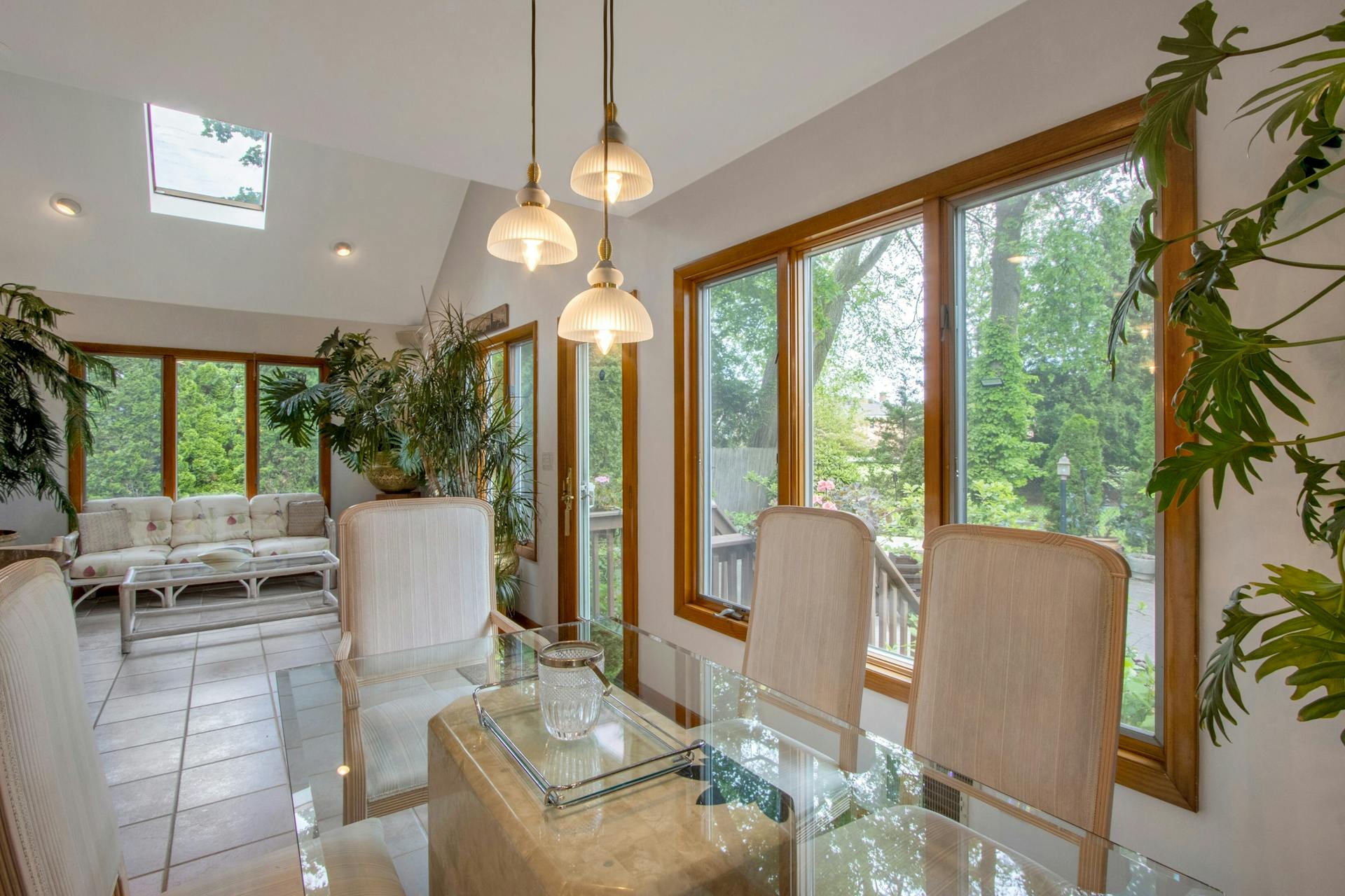 40 Greentree Terrace