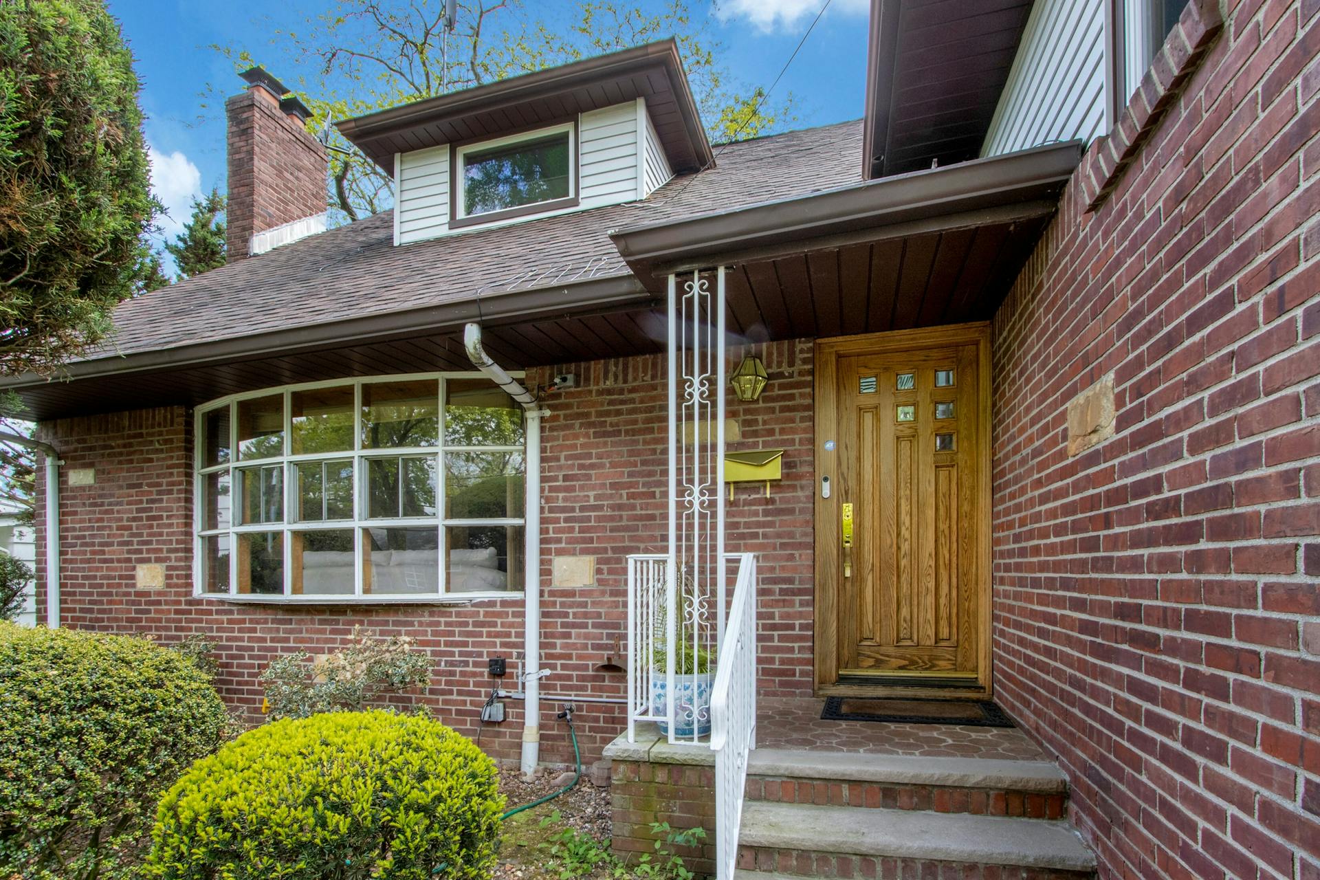 40 Greentree Terrace