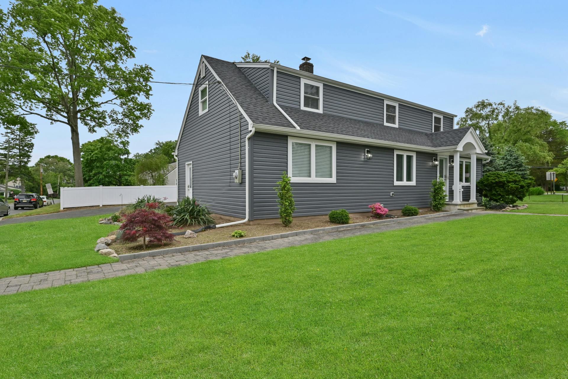391 Ridgewood Road