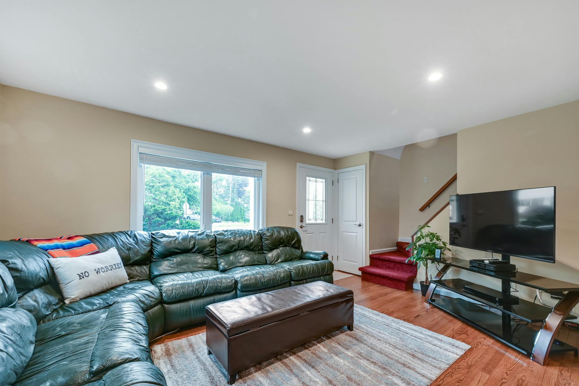 391 Ridgewood Road