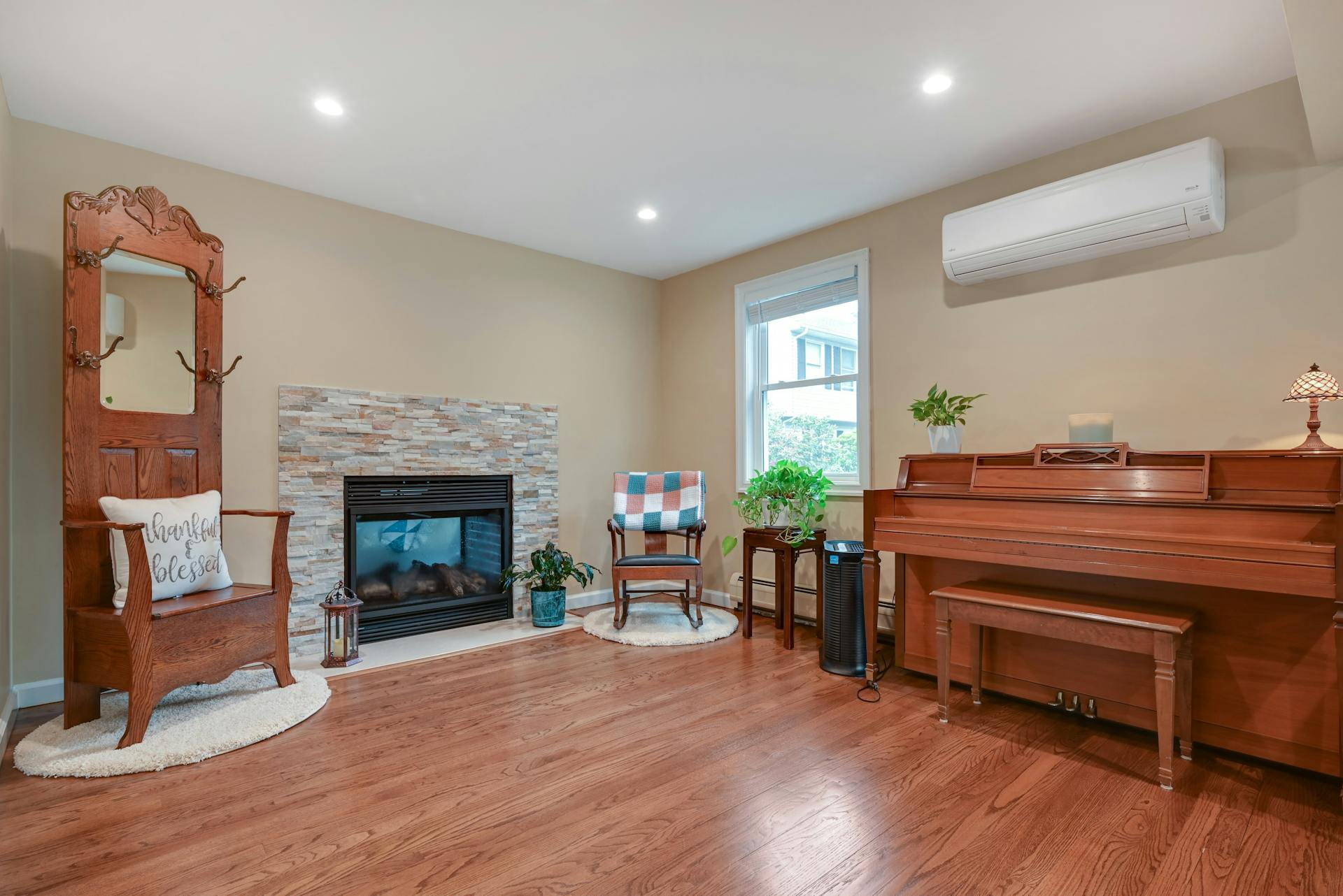 391 Ridgewood Road