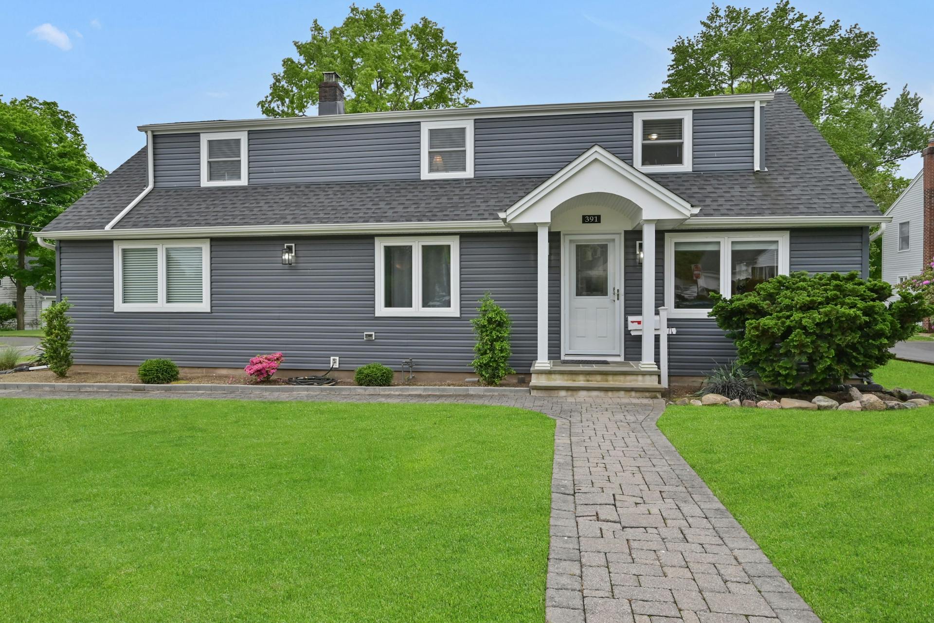 391 Ridgewood Road
