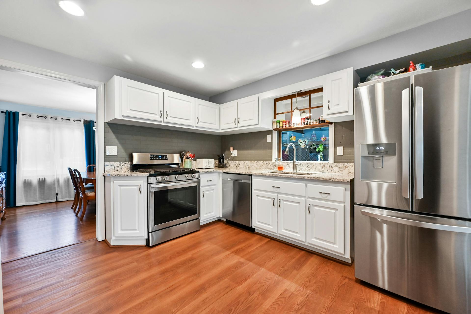 391 Ridgewood Road