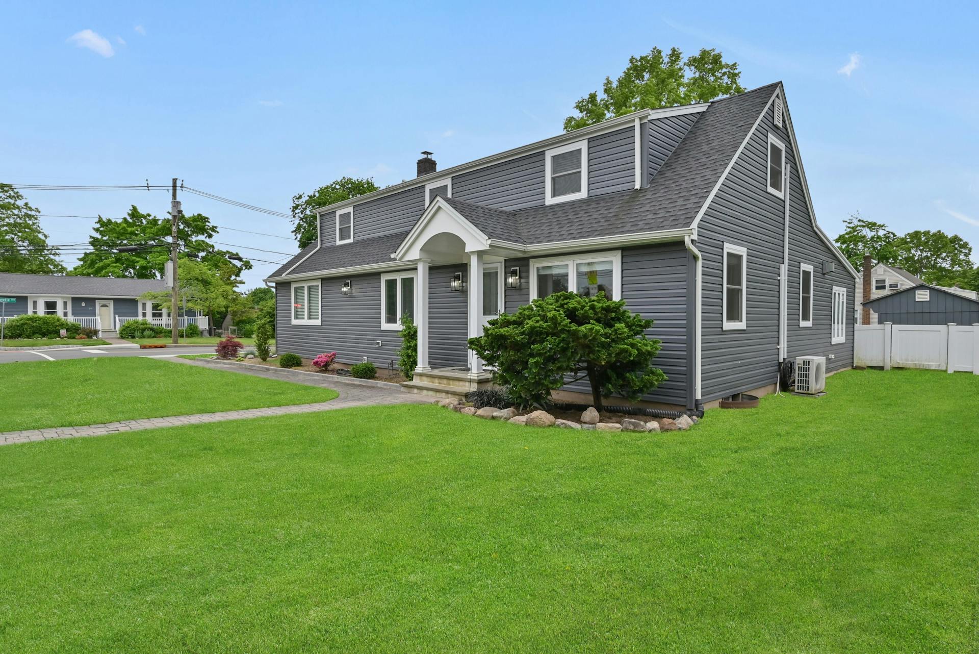 391 Ridgewood Road