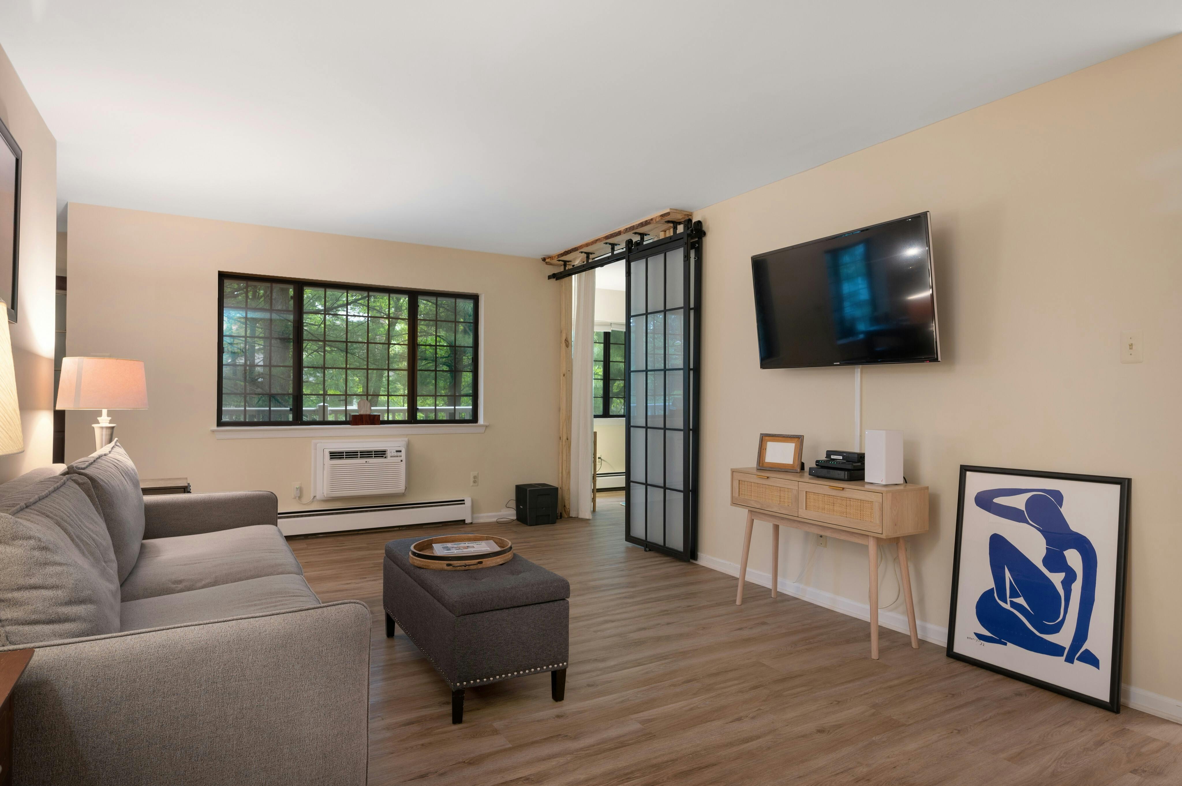 23 Foxwood Drive Apt F