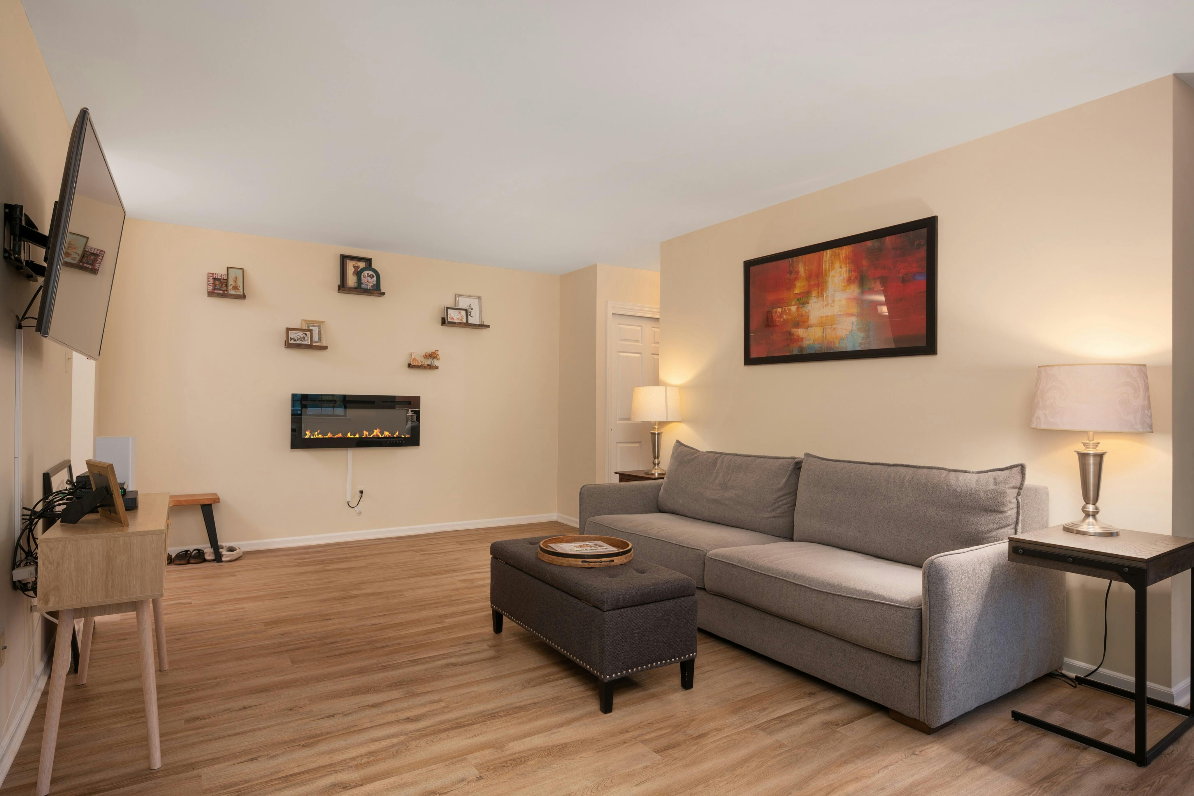 23 Foxwood Drive Apt F