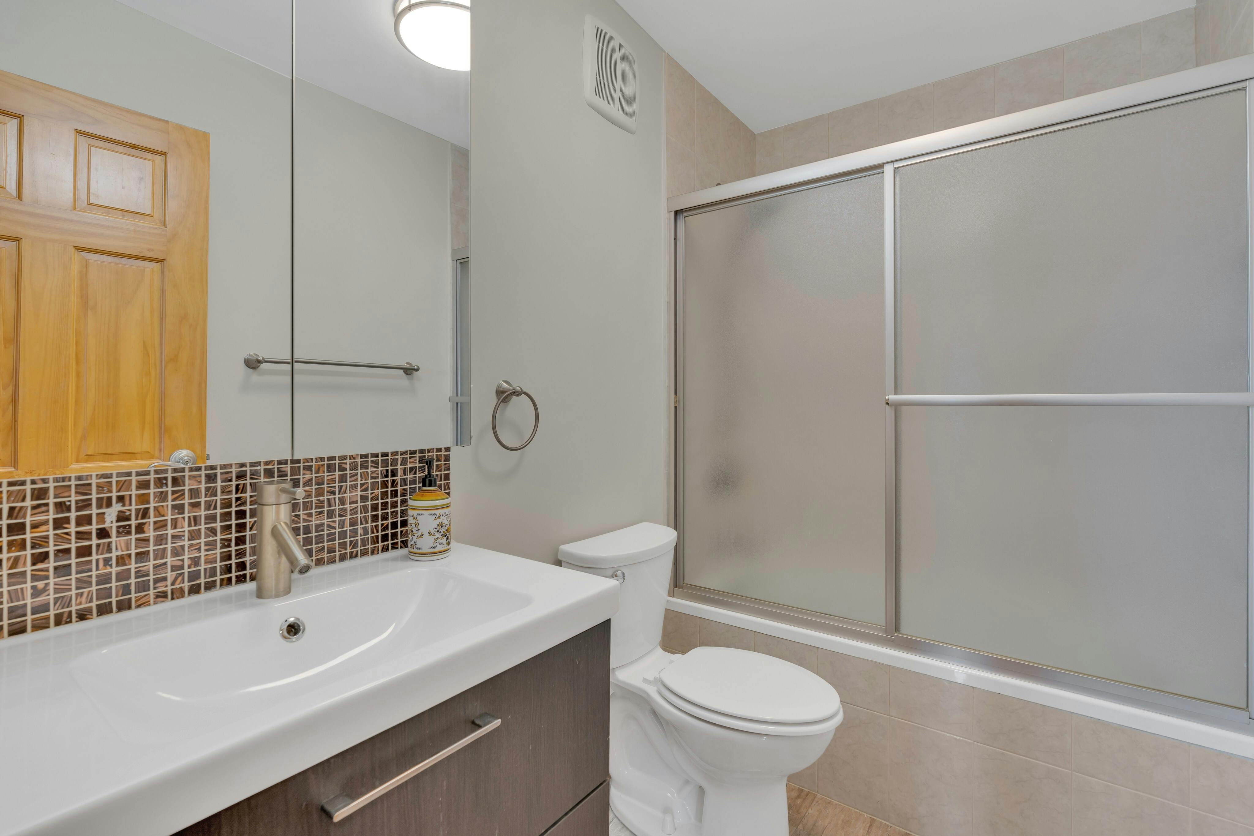 200 Winston Drive Unit# 1604