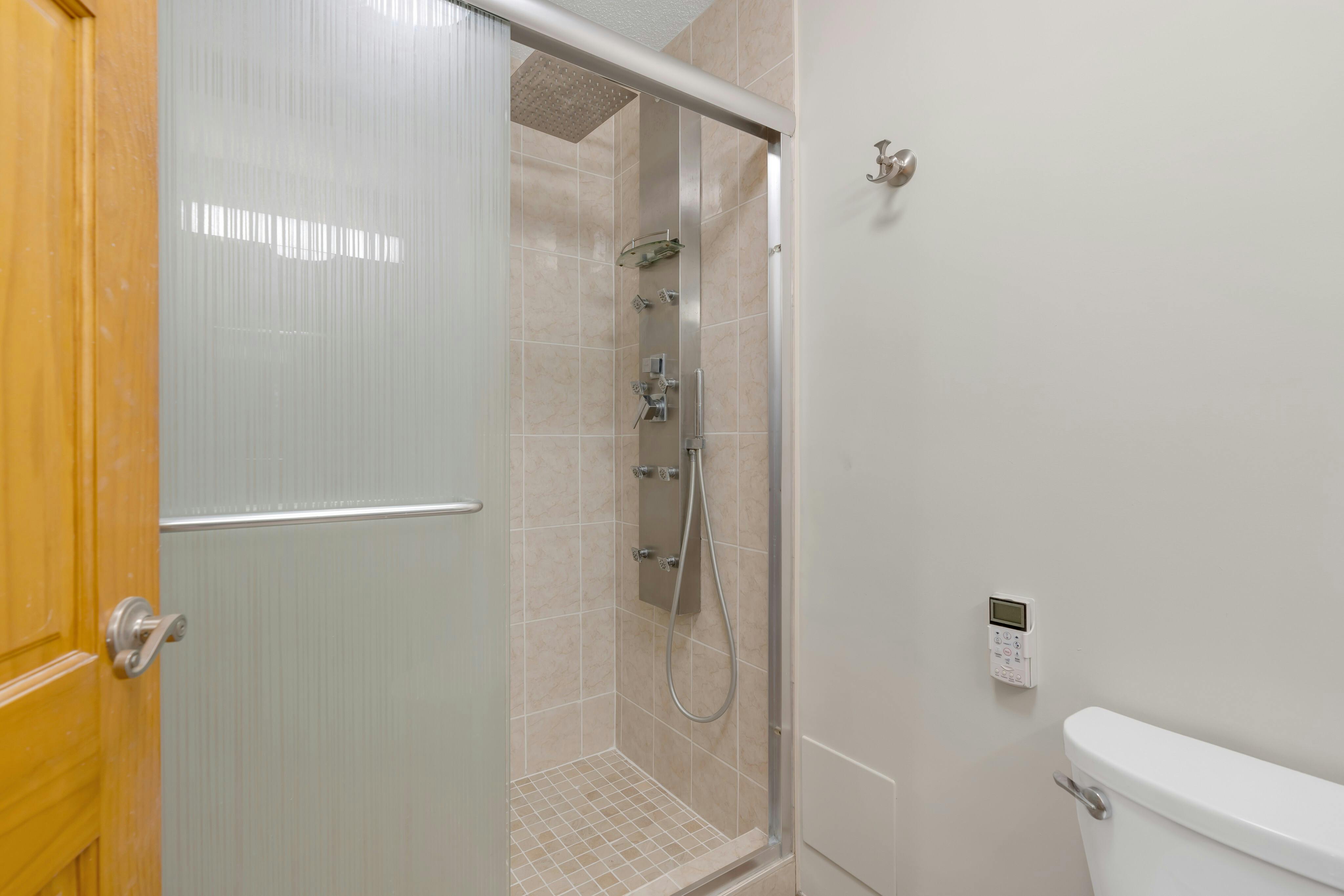 200 Winston Drive Unit# 1604
