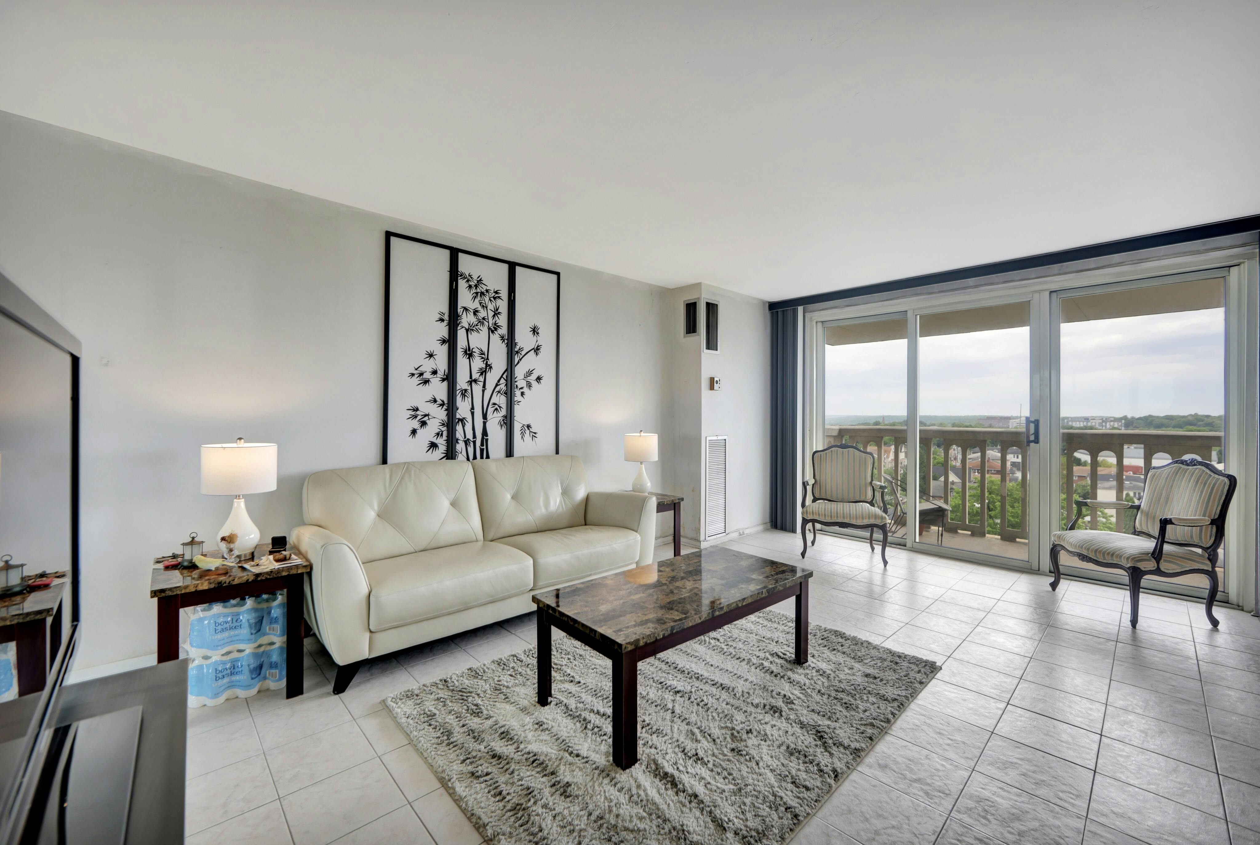 555 North Avenue Unit# 12-T