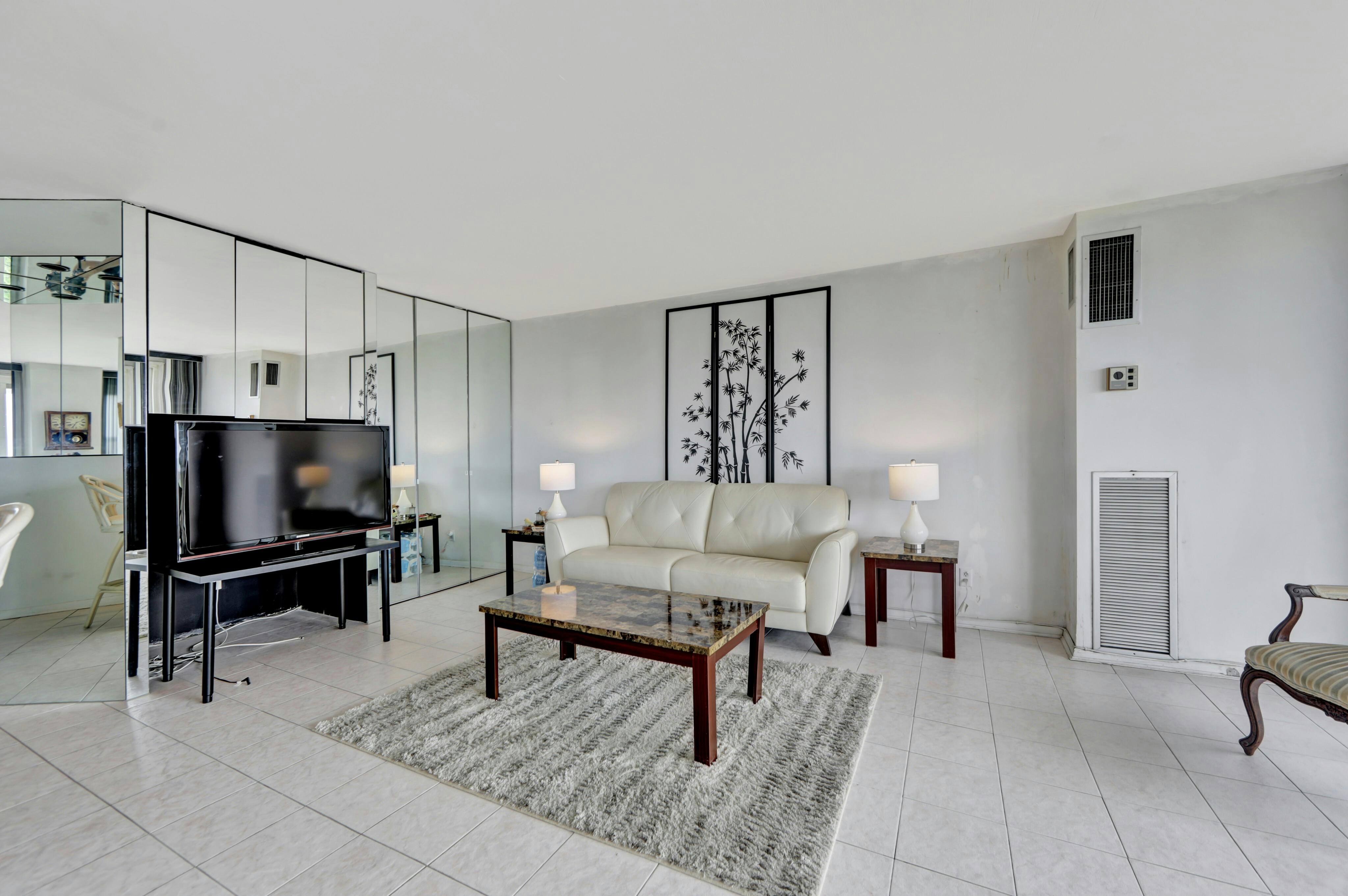 555 North Avenue Unit# 12-T