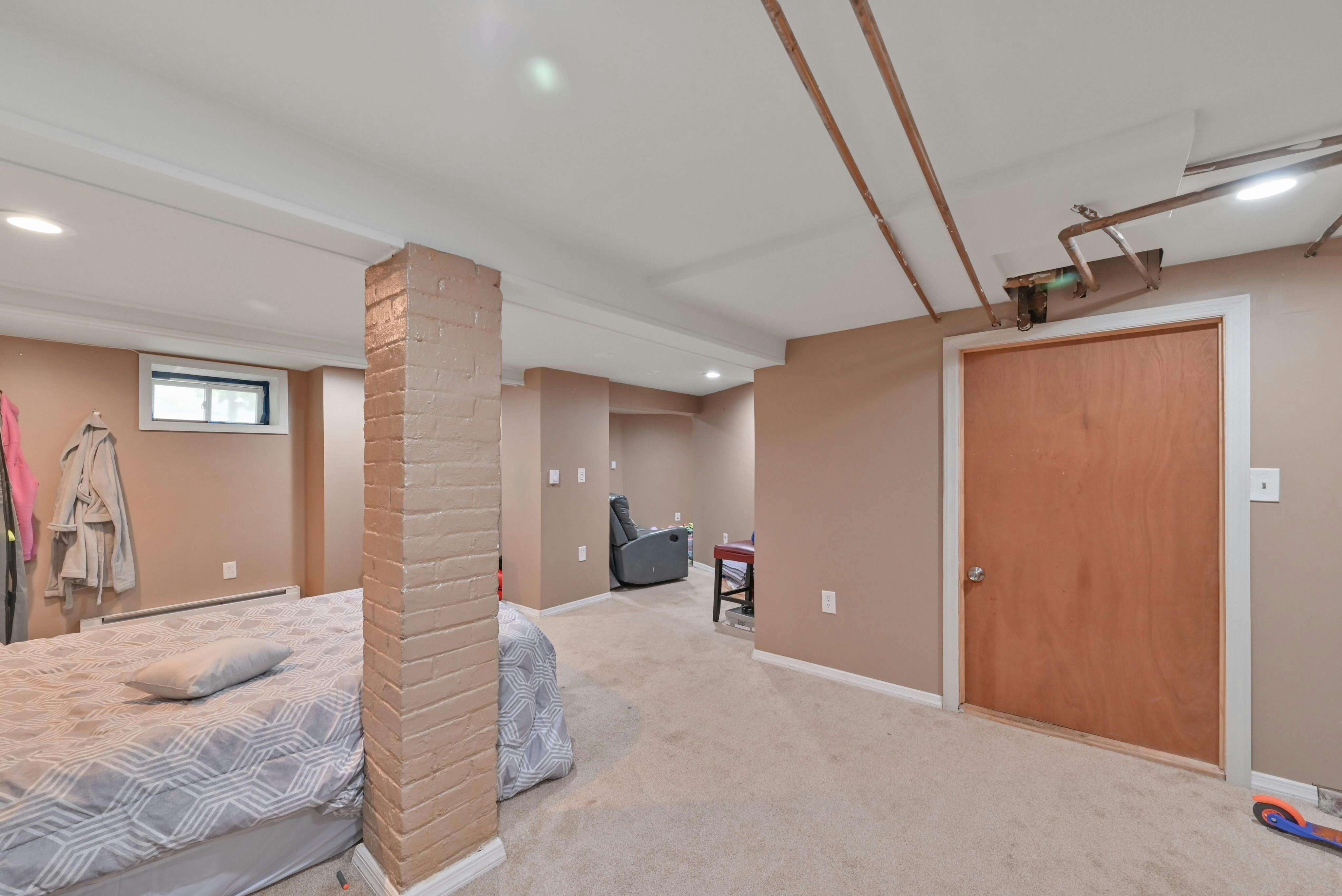 54 Cottage Place 