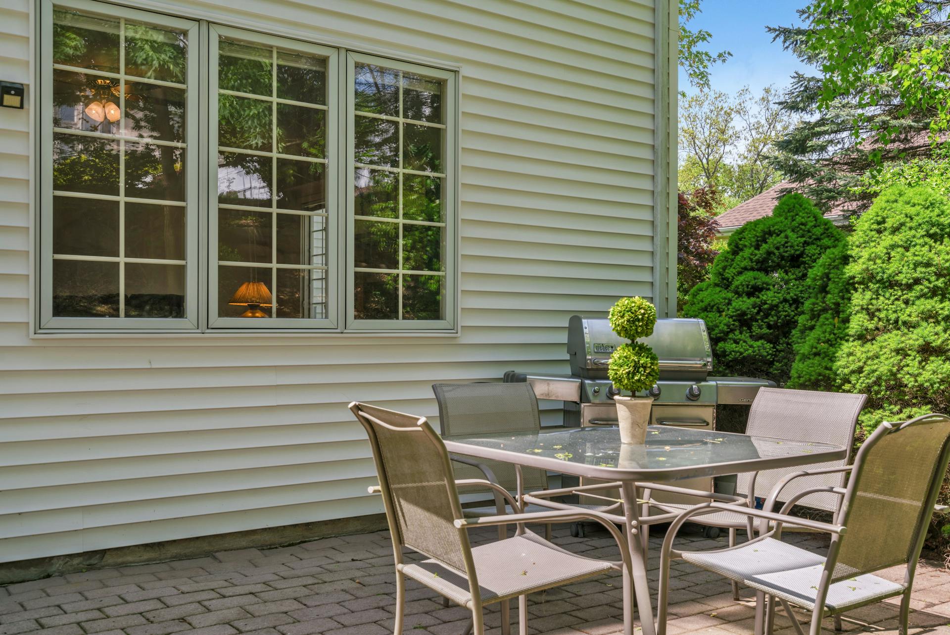 73 Wagon Trail 