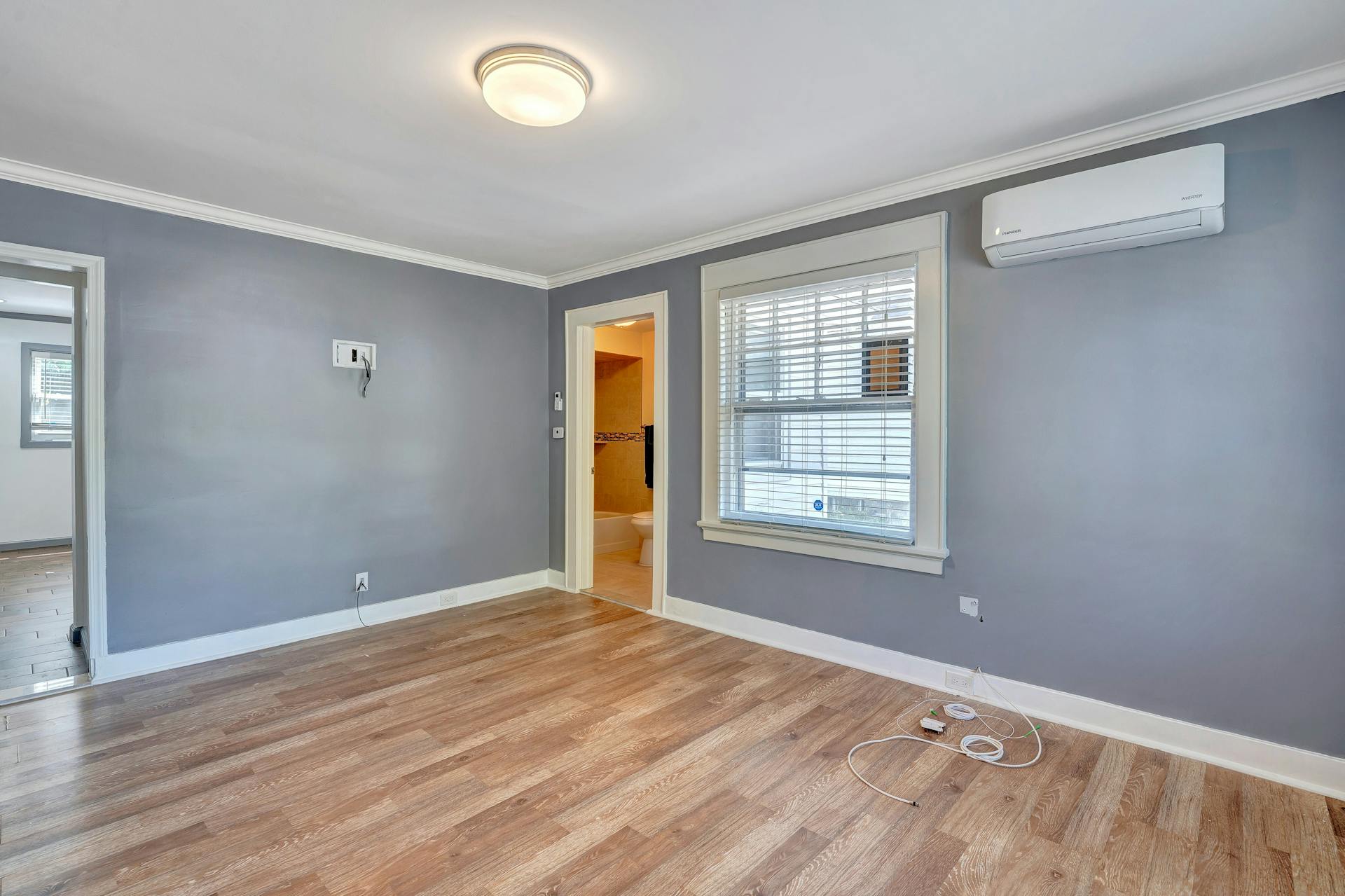 335-339 East 41st Street