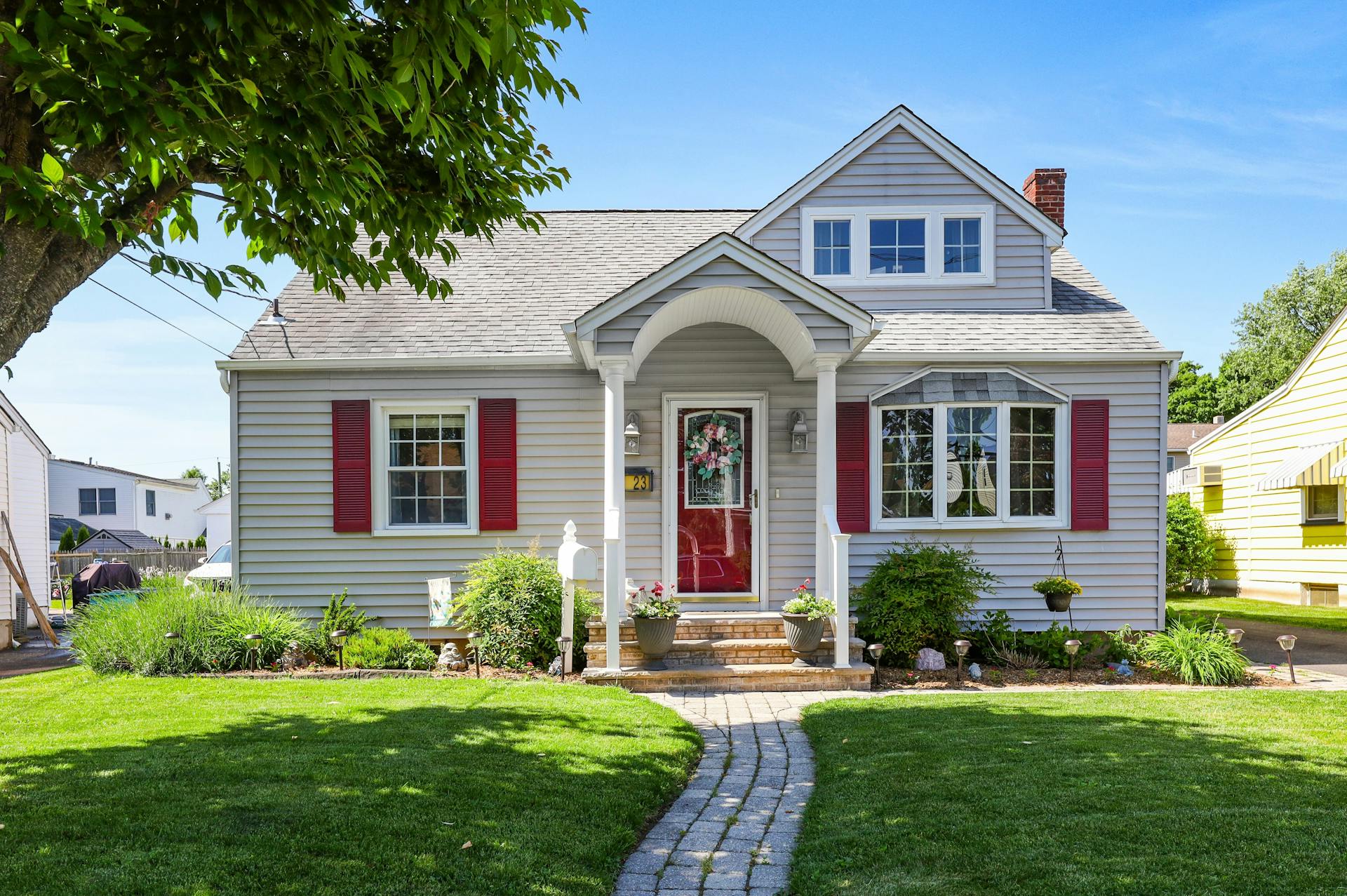 1-23 Berdan Avenue 