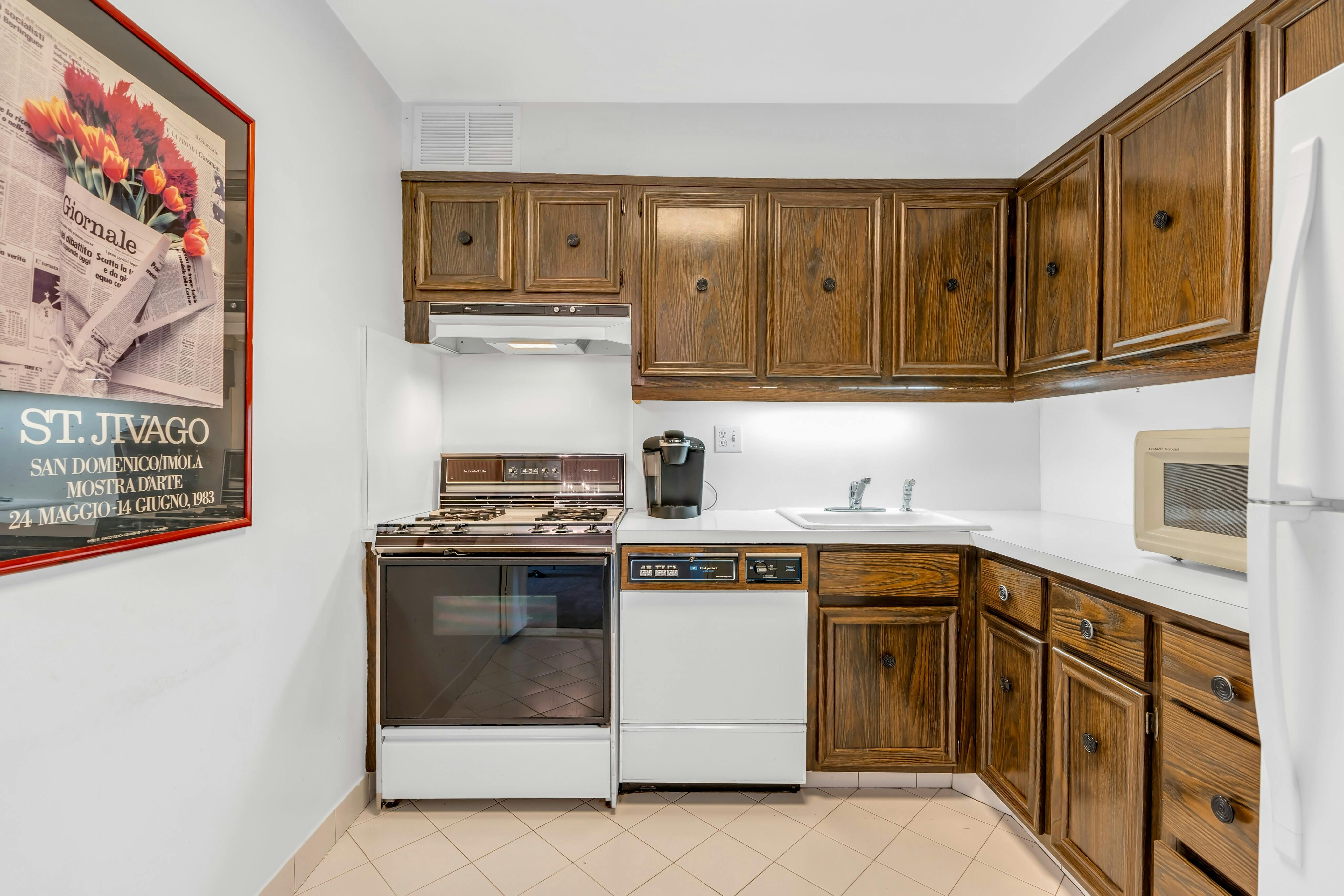 2000 Linwood Avenue Unit# 12X