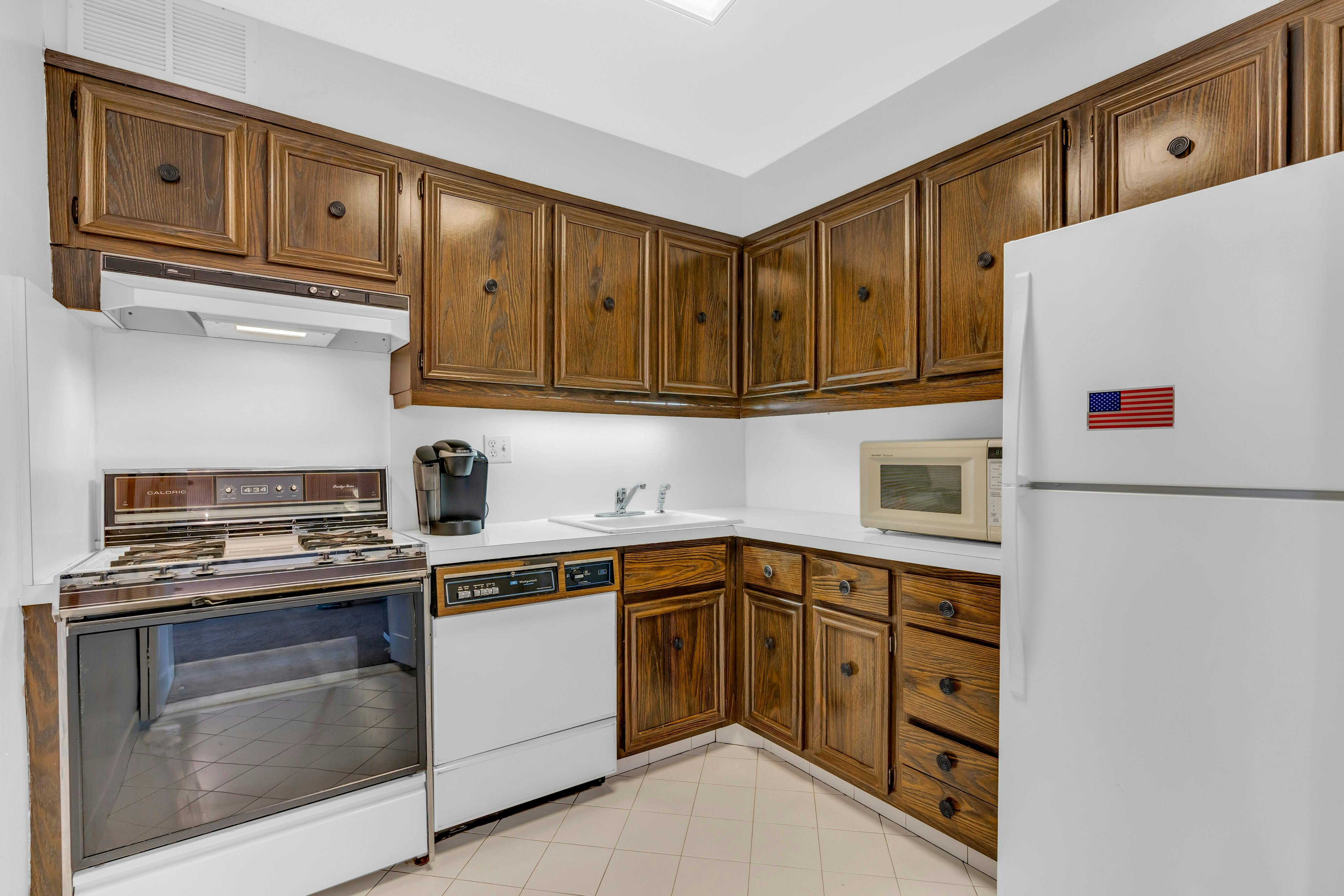 2000 Linwood Avenue Unit# 12X