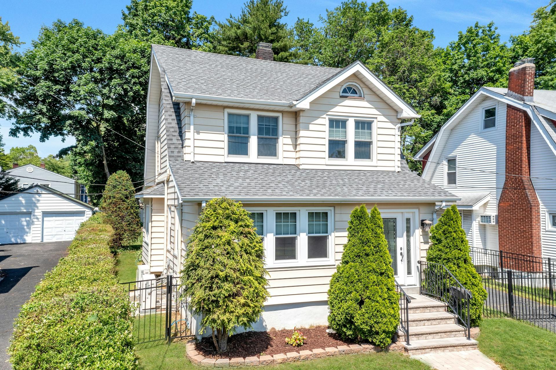 151 East Sheffield Avenue 