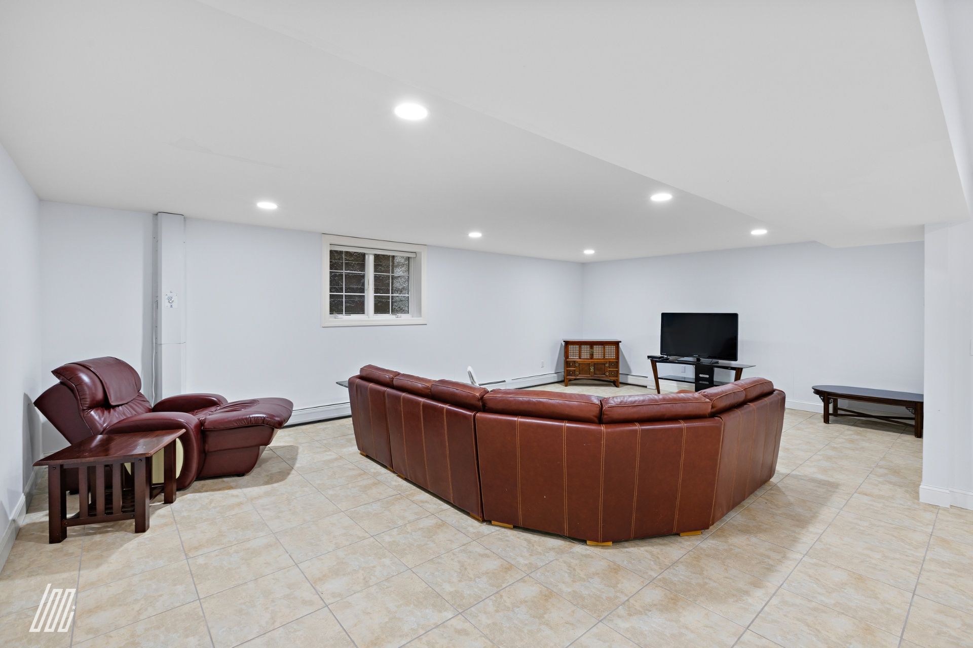 1080 Arcadian Way