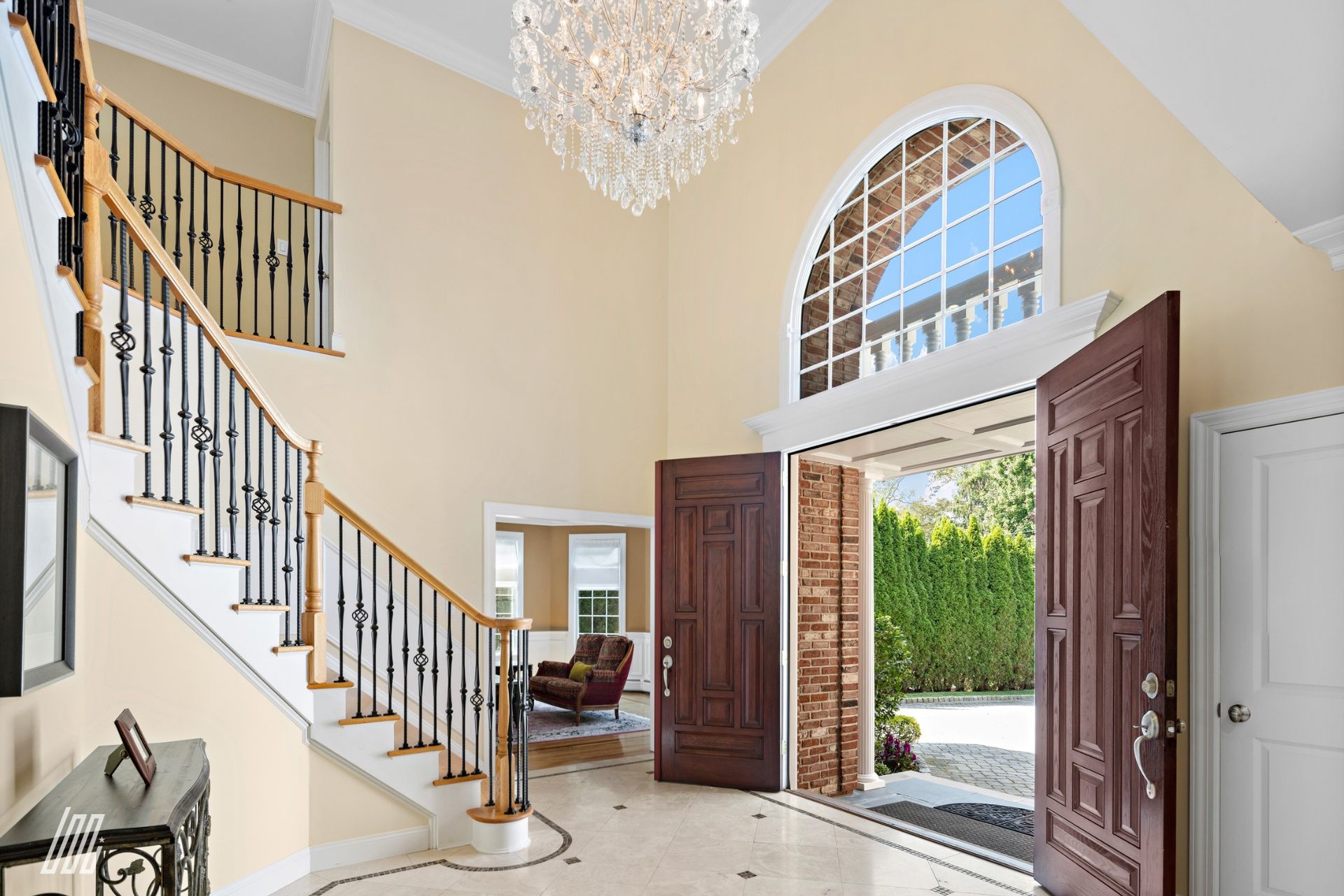 1080 Arcadian Way