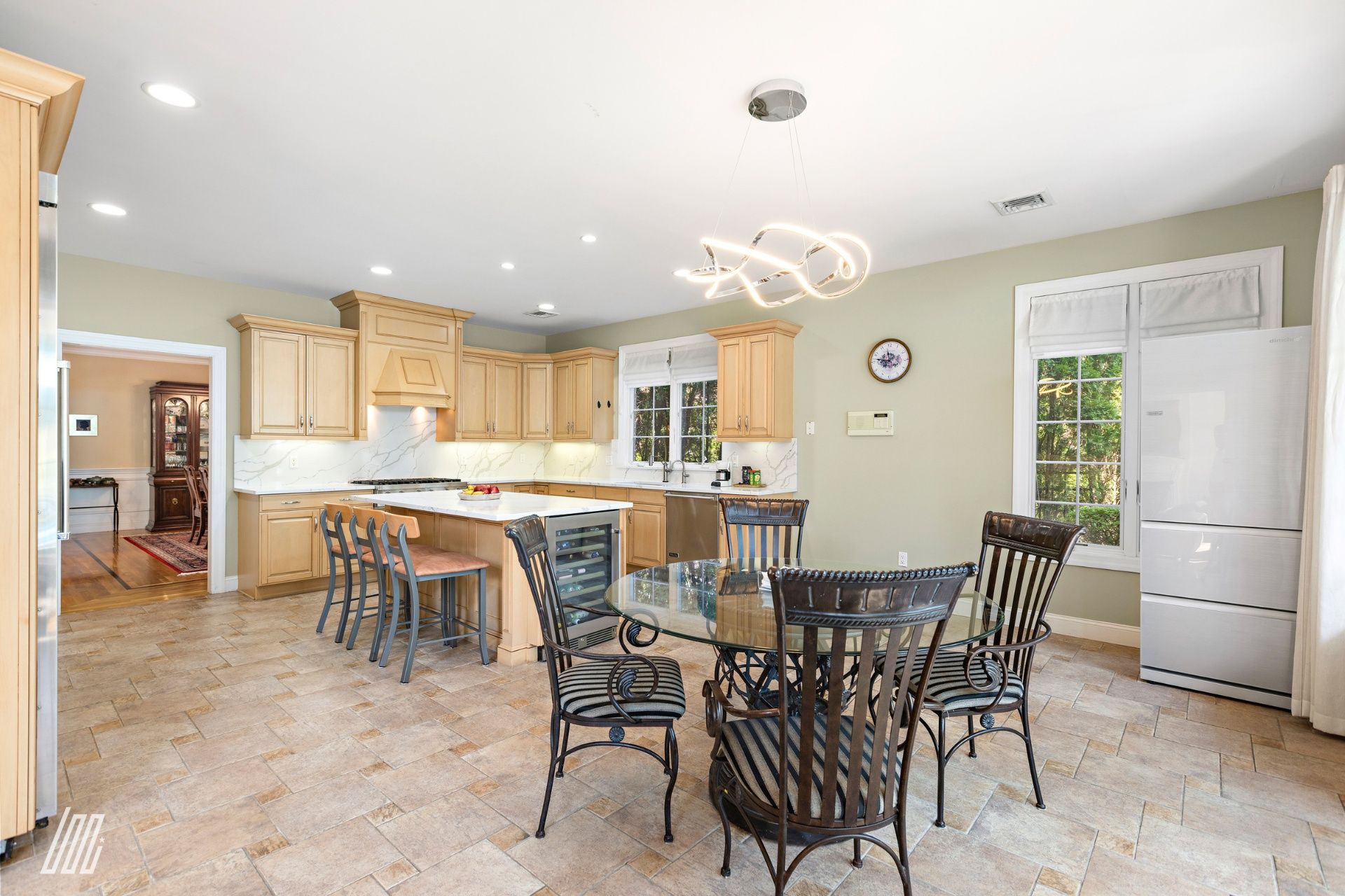 1080 Arcadian Way