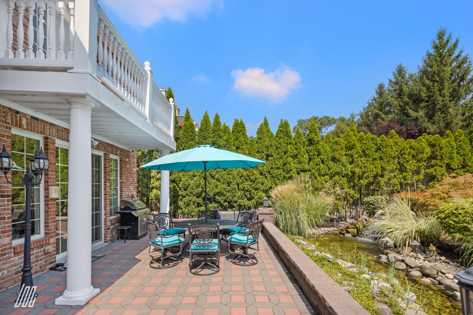 1080 Arcadian Way