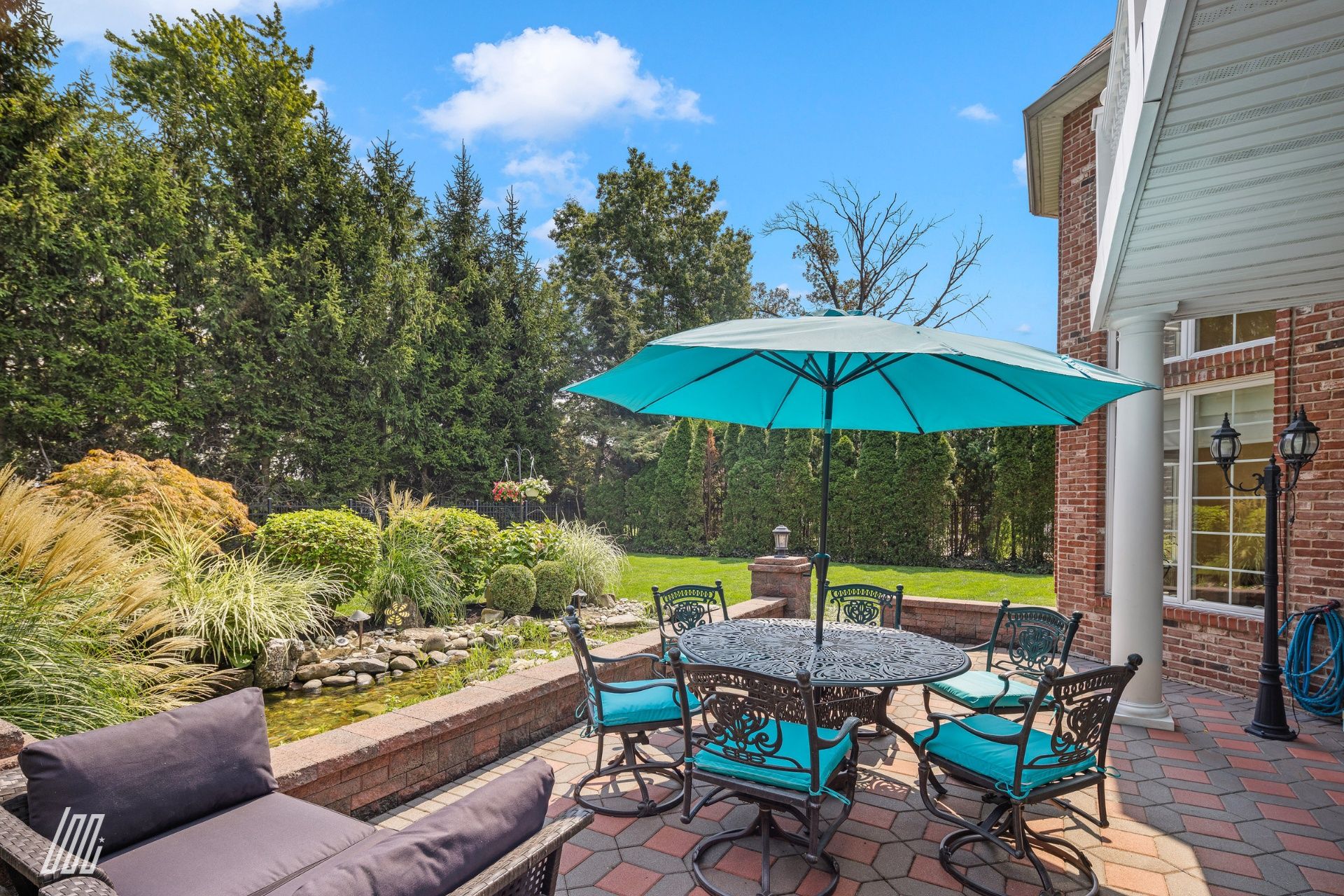 1080 Arcadian Way